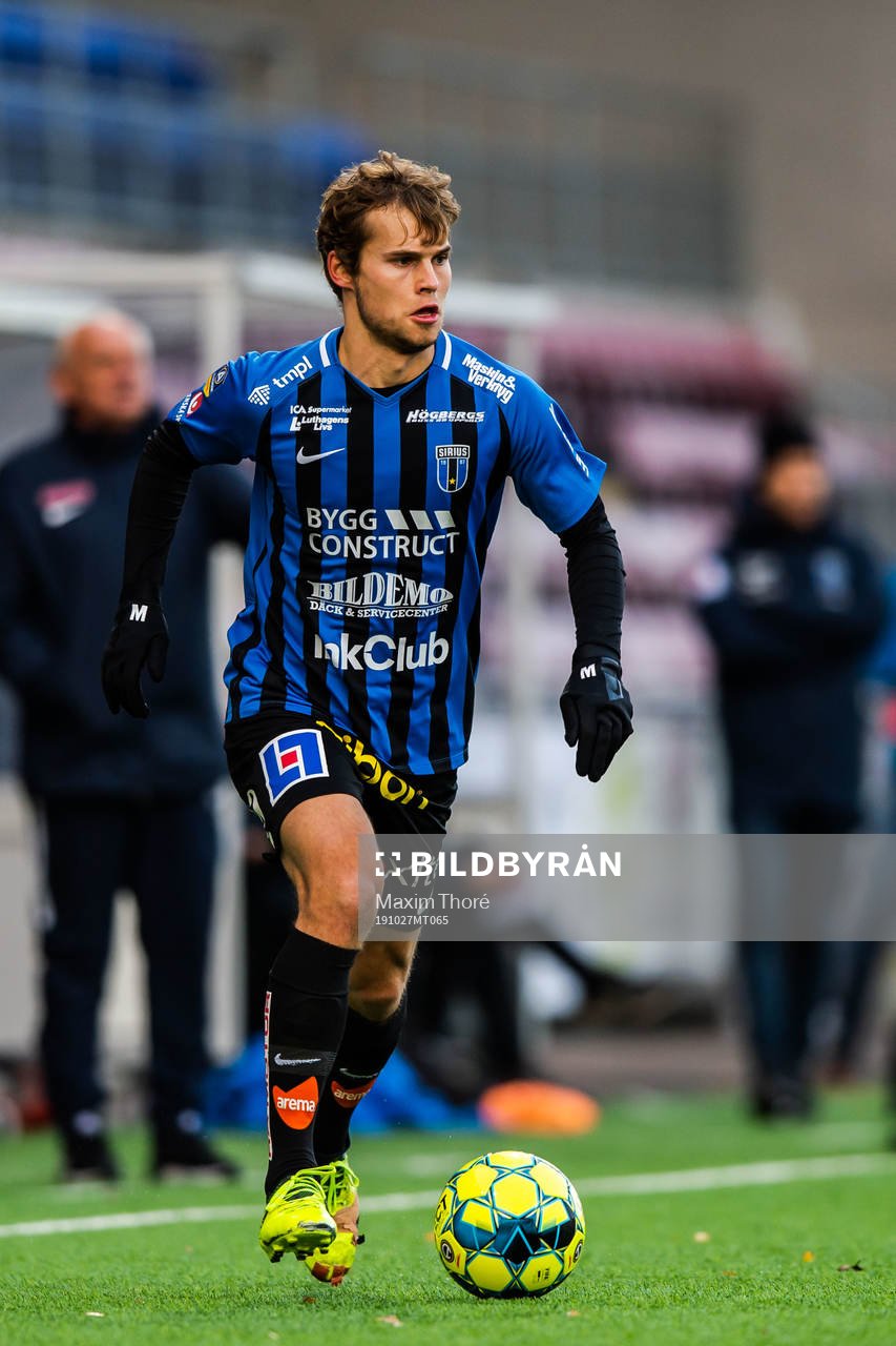 Sirius Sam Lundholm fotbollsmatchen i Allsvenskan mellan