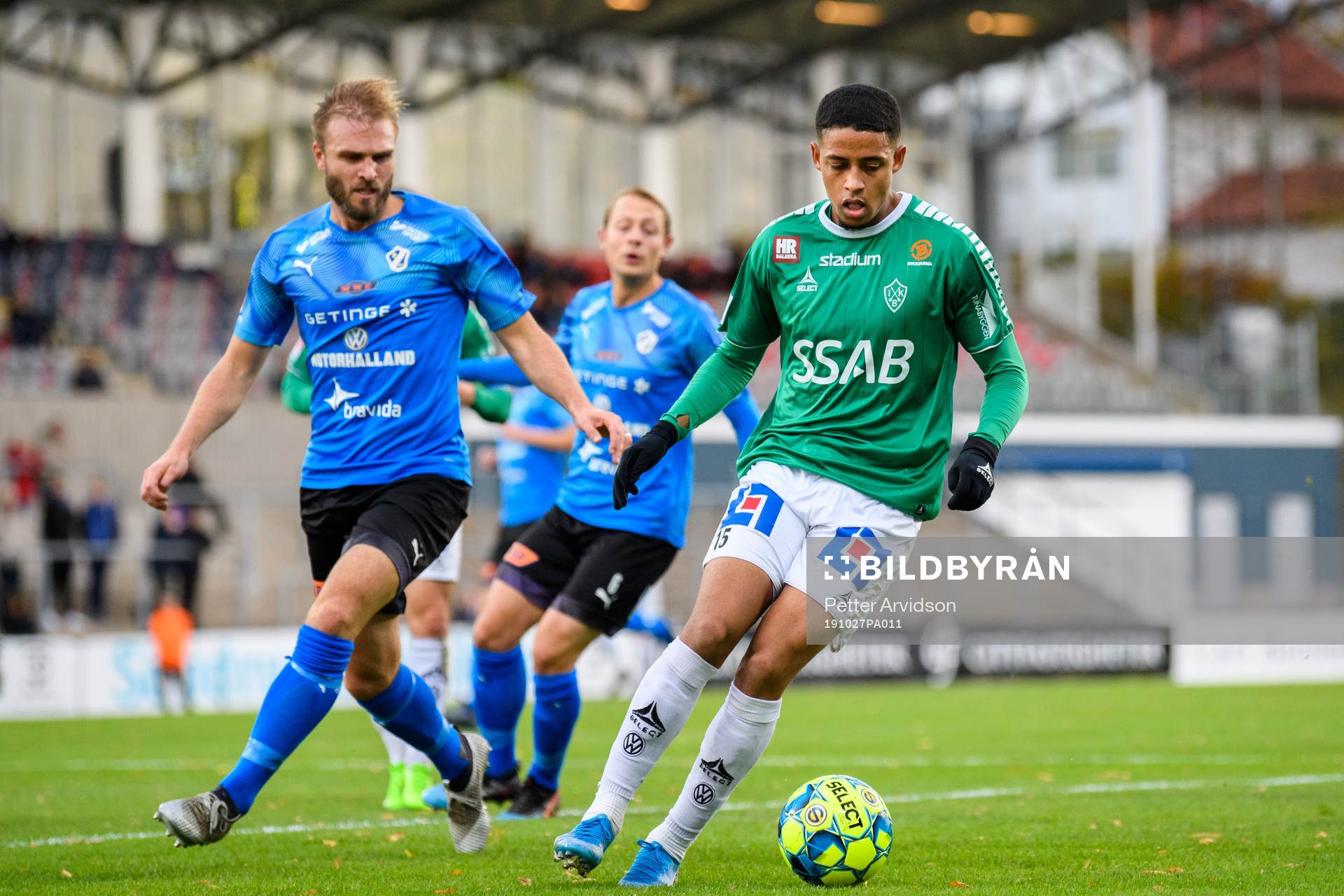 Halmstads Jesper Westerberg och Brages Jonathan Morsay