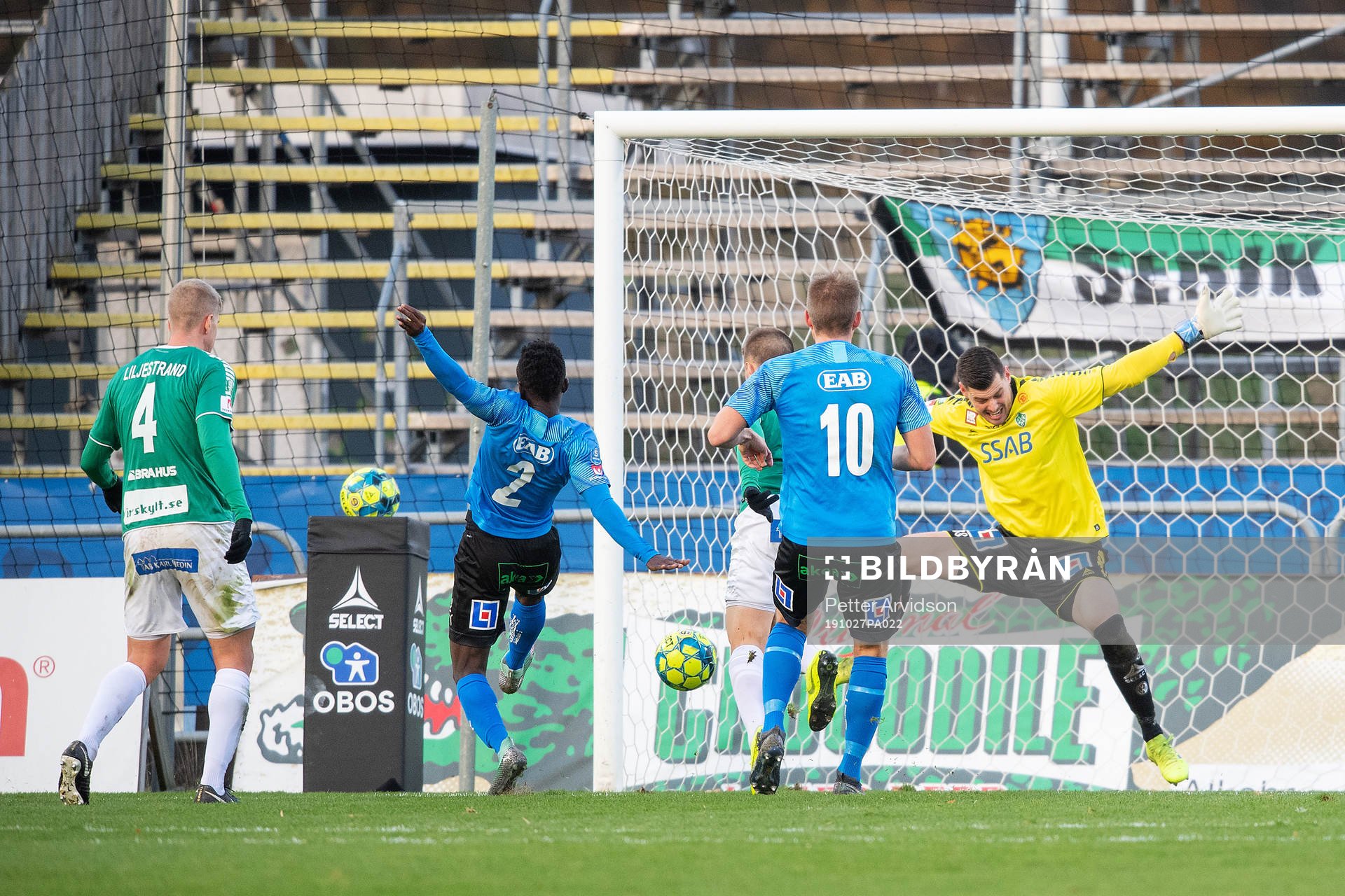 Halmstads Thomas Boakye gör 1-2 bakom Brages målvakt