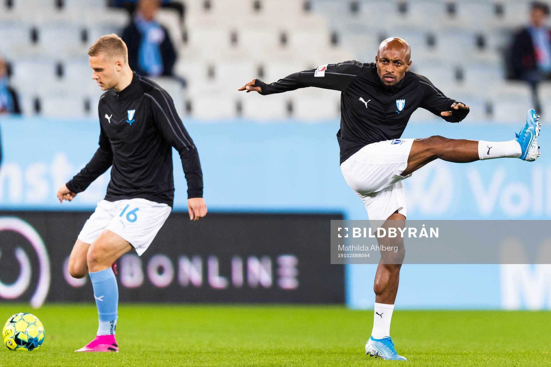 Malmö FFs Felix Beijmo och Fouad Bachirou