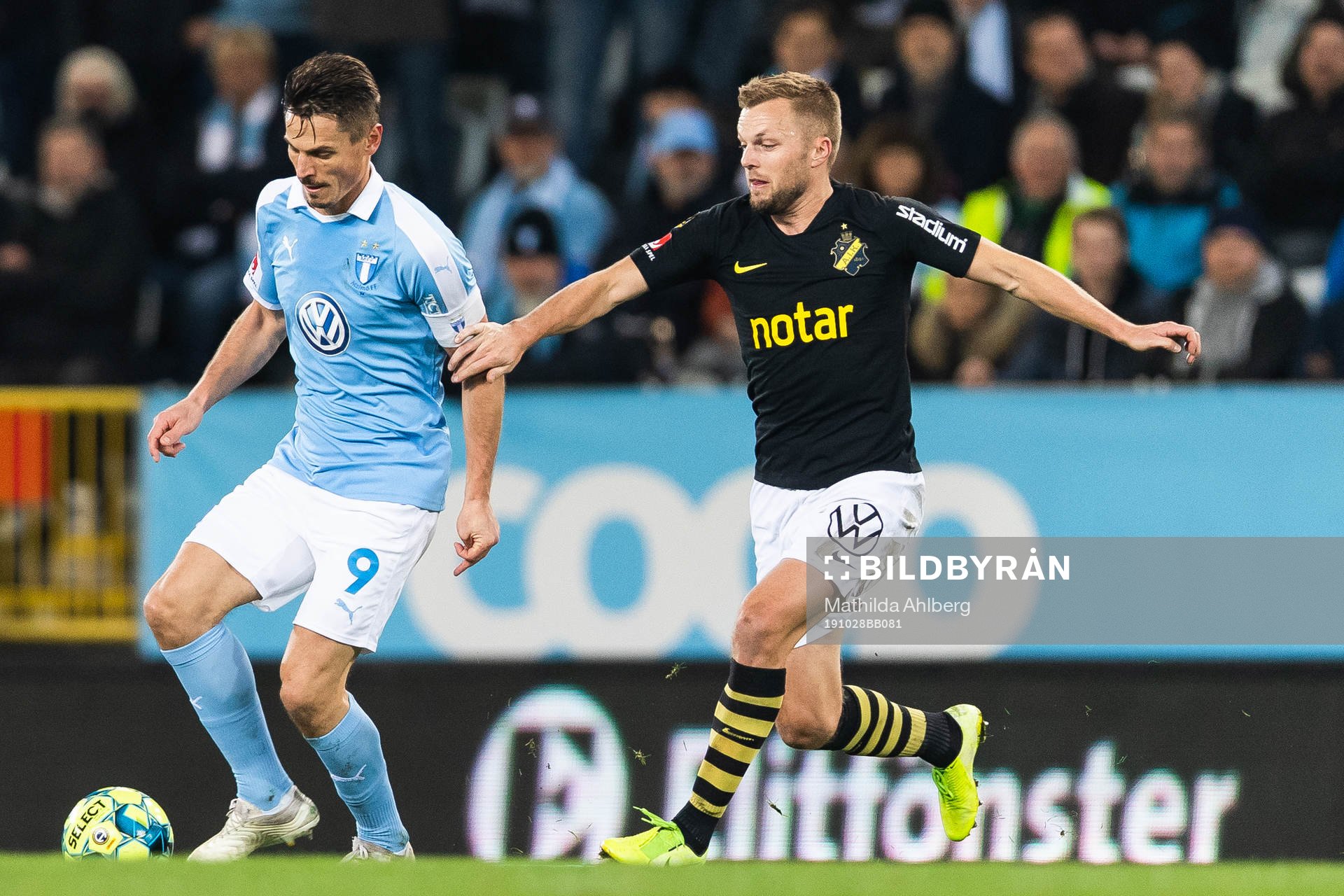 s Sebastian Larsson