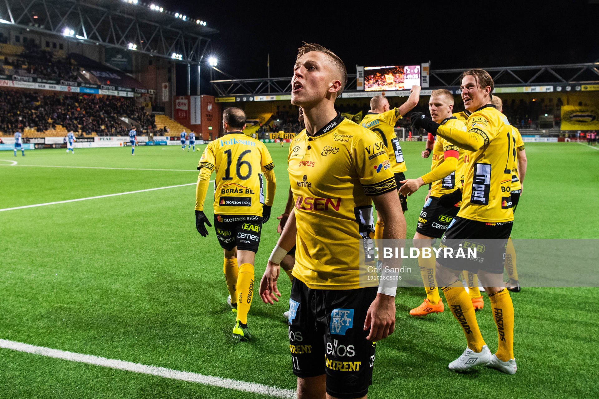 Elfsborgs Jesper Karlsson jublar framför IFK Göteborgs