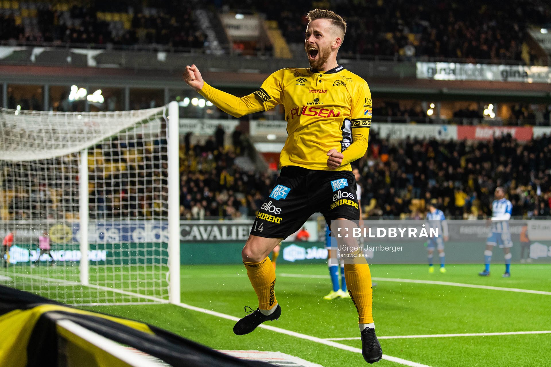 Elfsborgs Rasmus Alm jublar efter att han gjort 1-0 under fotbollsmatchen i Allsvenskan mellan Elfsborg och IFK Göteborg den 28 oktober 2019 i Borås.