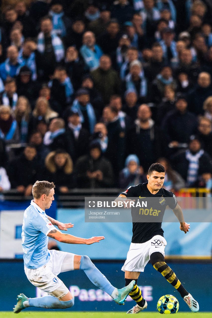 s Tarik Elyounoussi