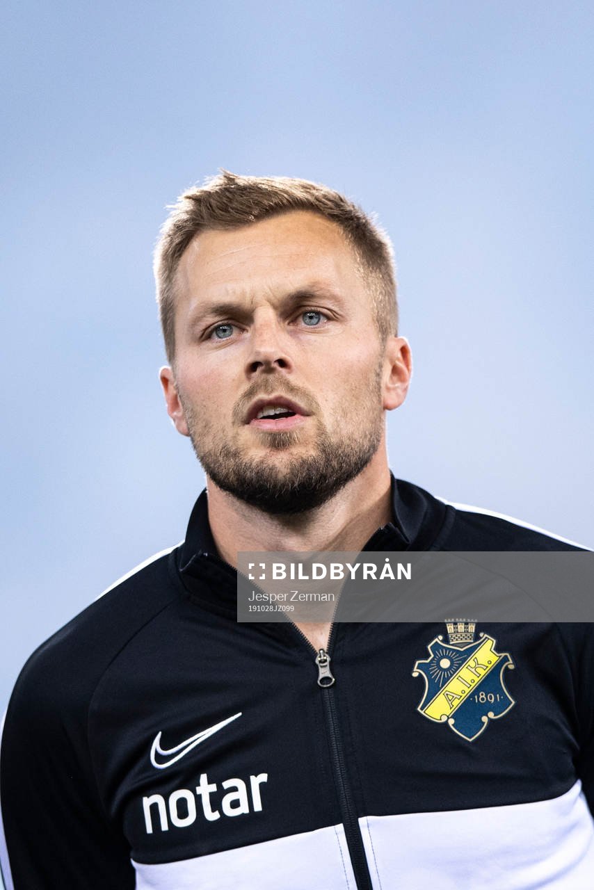 s Sebastian Larsson