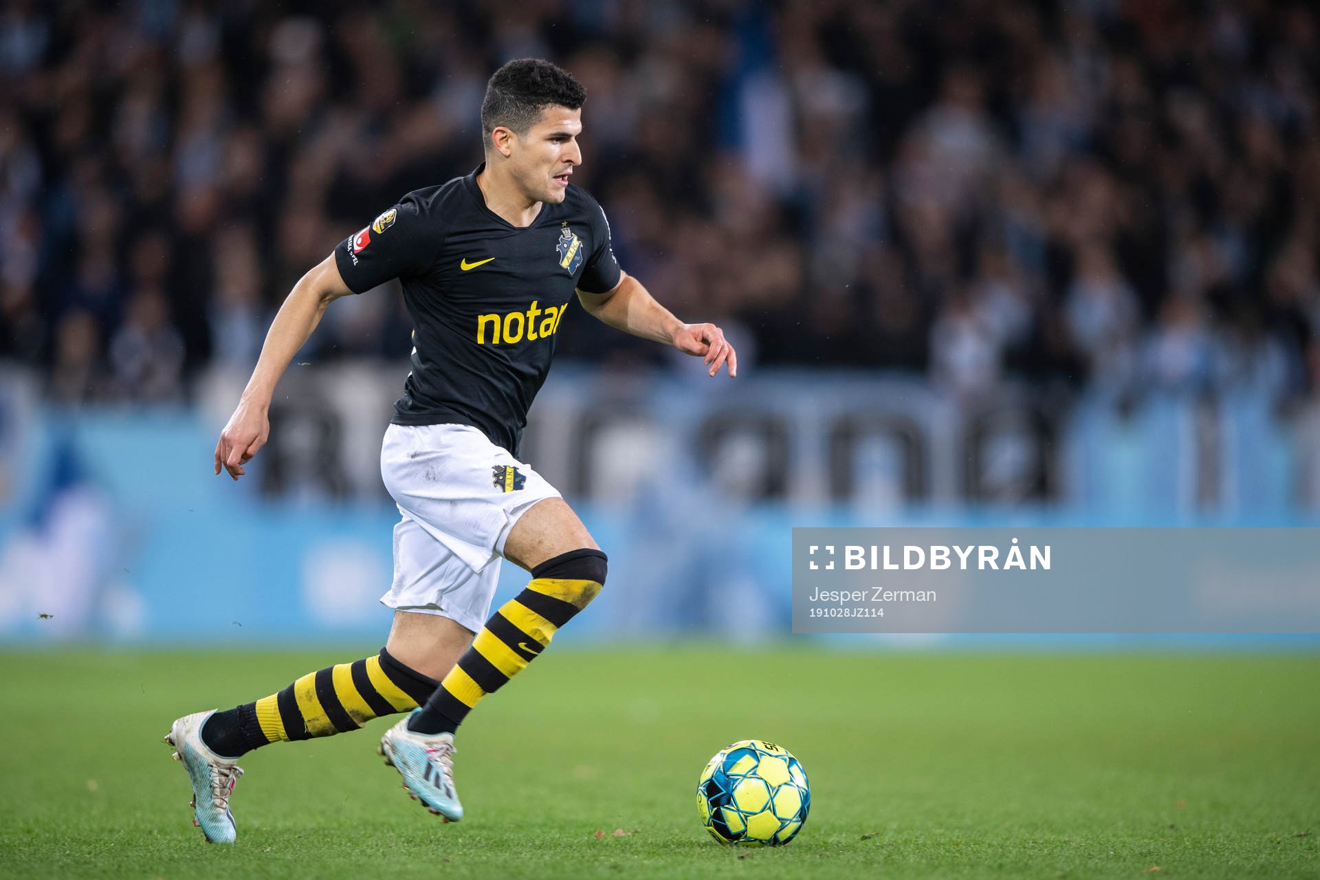 s Tarik Elyounoussi