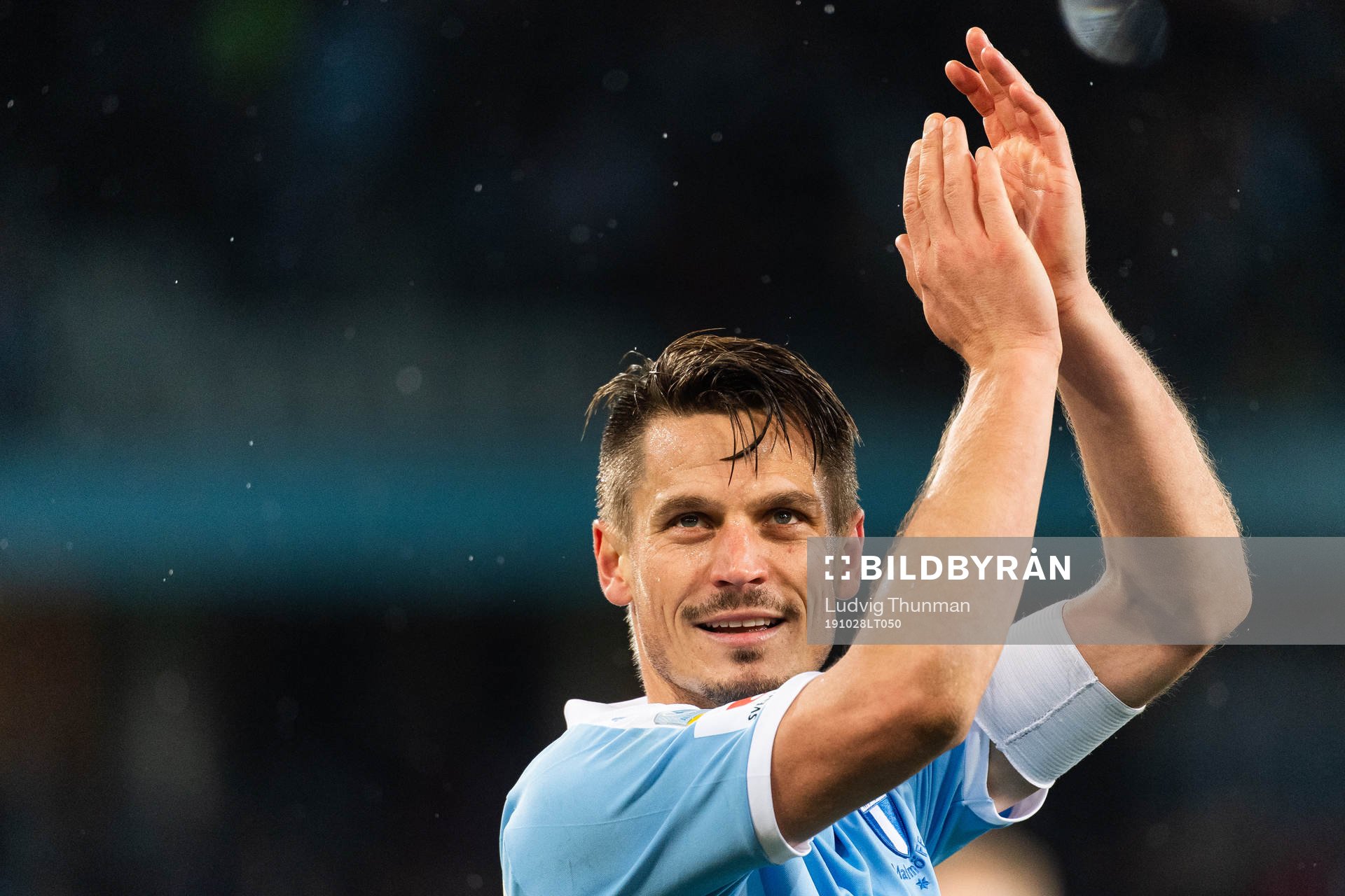 Malmö FFs Markus Rosenberg jublar efter fotbollsmatchen i Allsvenskan mellan Malmö FF och AIK den 28 oktober 2019 i Malmö.