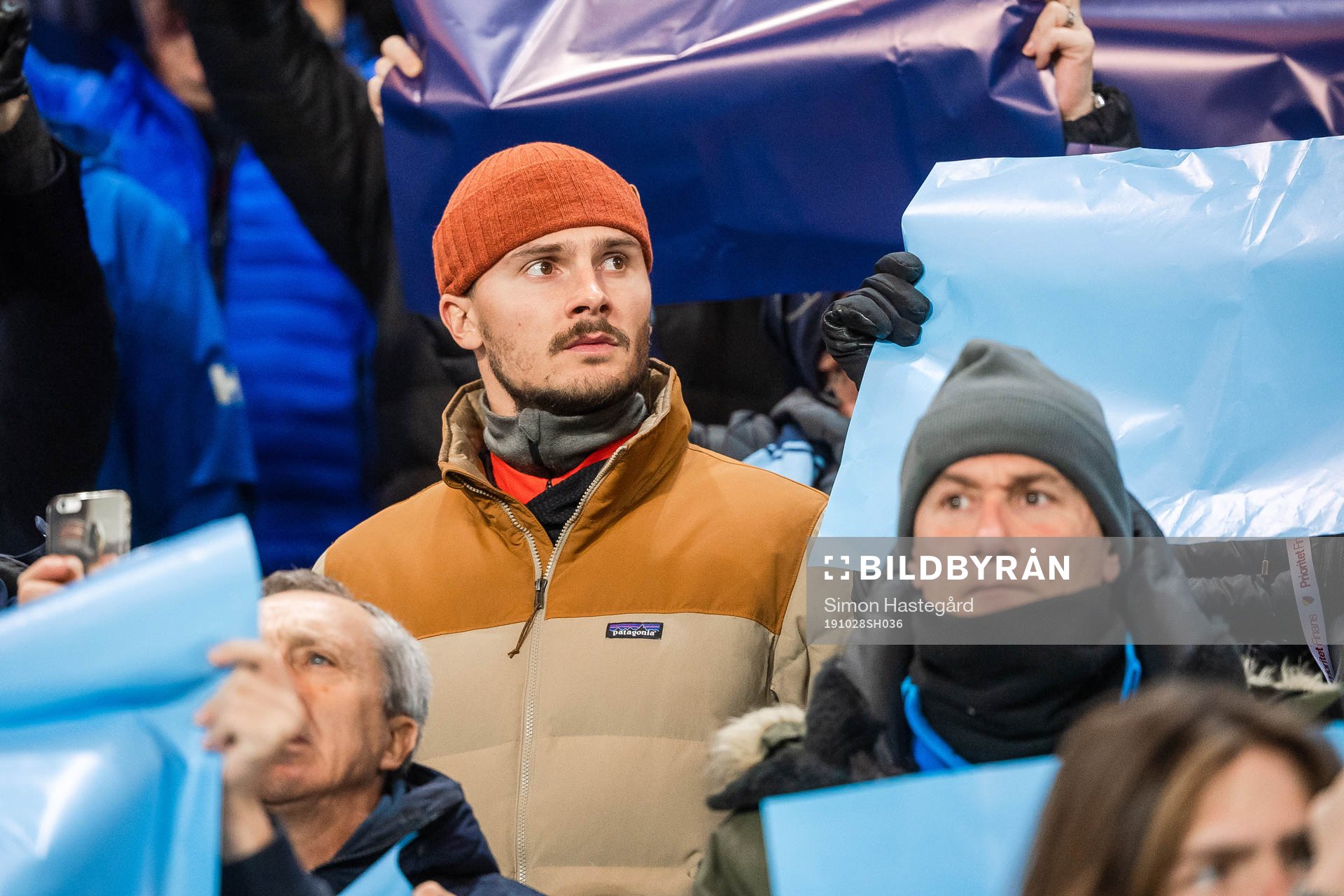 Djurgårdens Erik Berg på läktaren