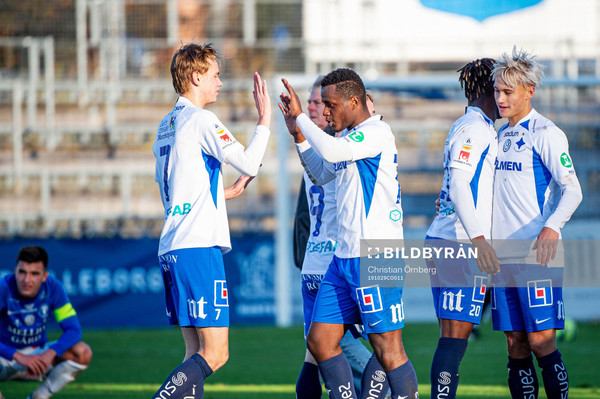 Norröpings Oskar Strandberg, Manasse Kosu, Kevin Alvarez och Pontus Almqvist jublar åt vinsten i U21-finalen mellan Trelleborg och IFK Norrköping den 29 oktober 2019 i Trelleborg.