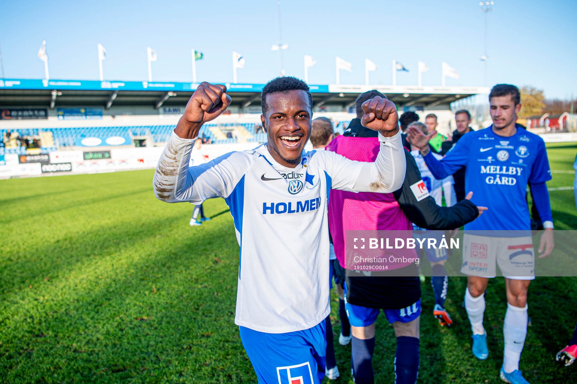 Norröpings Manasse Kosu jublar åt vinsten i U21-finalen