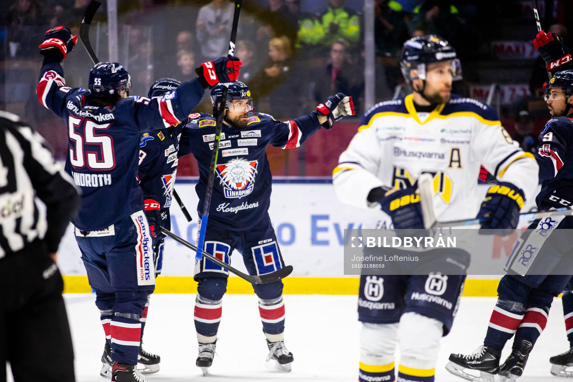 Linköpings Linköpings Konstantin Komarek jublar