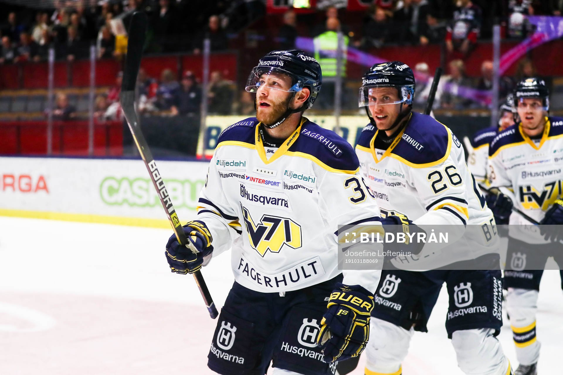 s Anthony Camara jublar