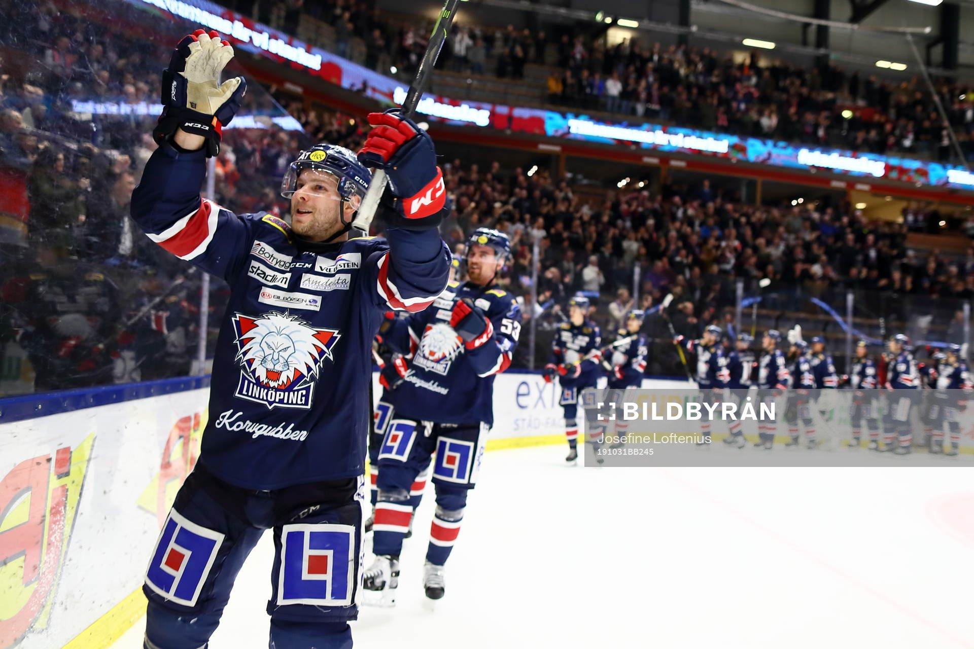 Linköpings Andrew Gordon jublar