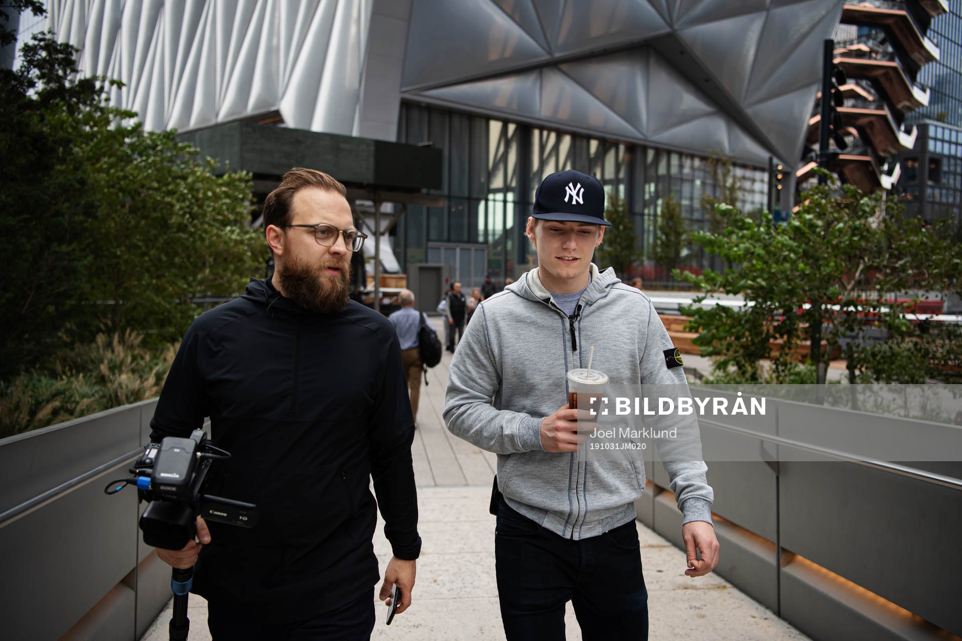 Henrik Sjöberg, reporter Hockeynews.se, and Lias