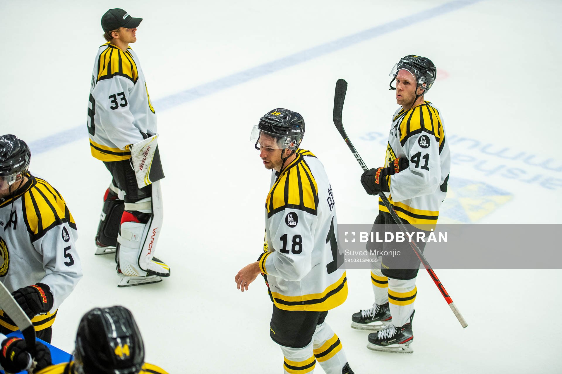 Brynäs målvakt Samuel Ersson, Anton Rödin och Greg Scott
