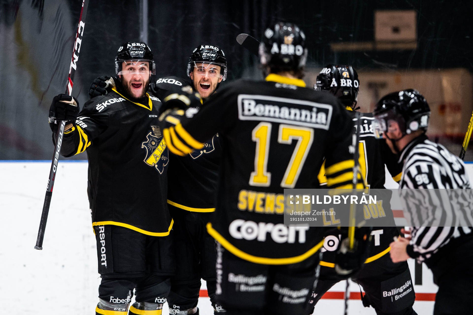 s John Henrion och Oscar Milton jublar