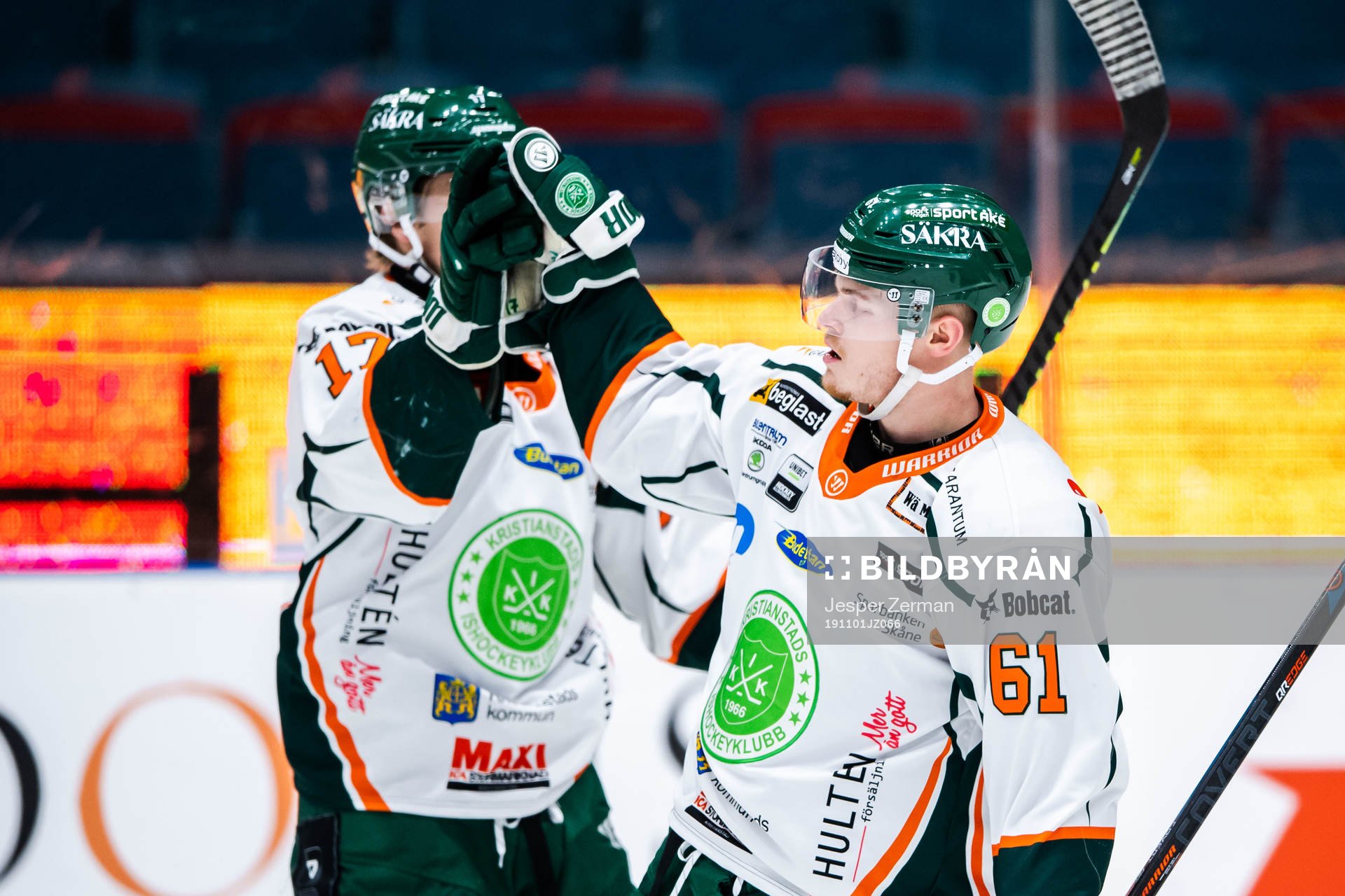 Kristianstads Malte Sjögren jublar med lagkamrater