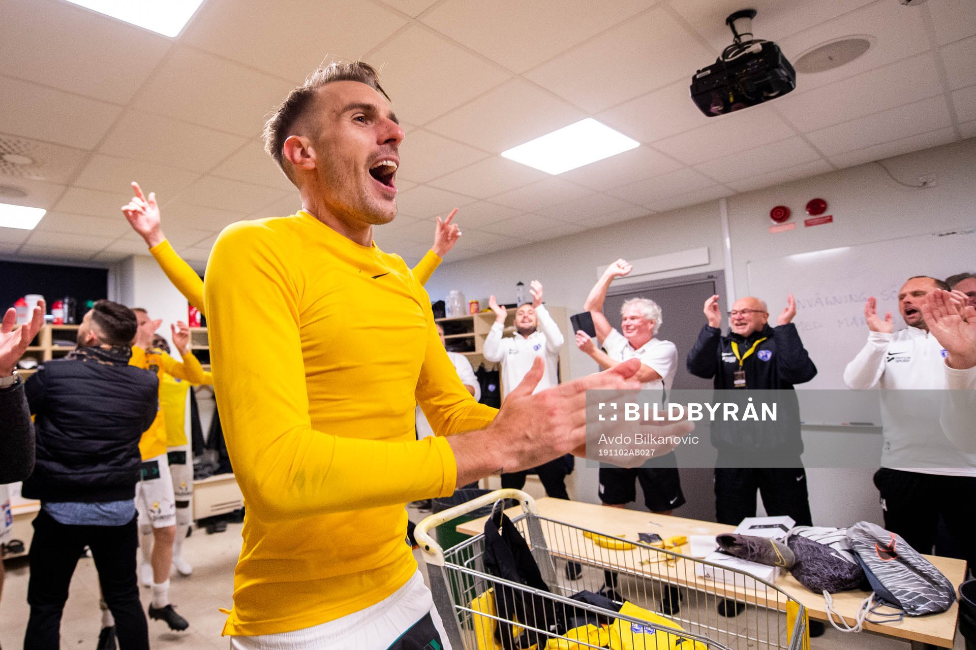 Falkenbergs Falkenbergs Tobias Karlsson jublar