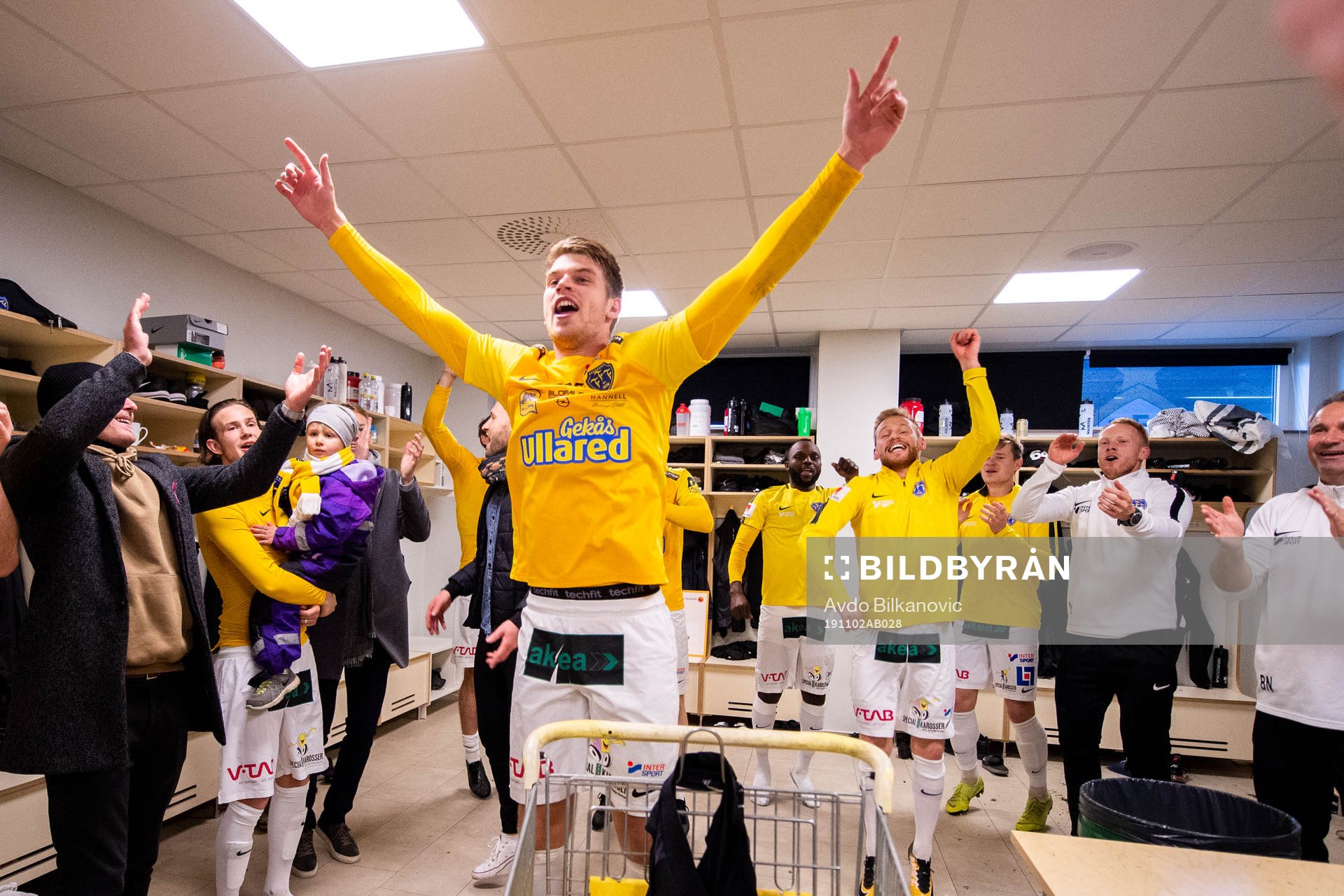 Falkenbergs Marcus Mathisen jublar