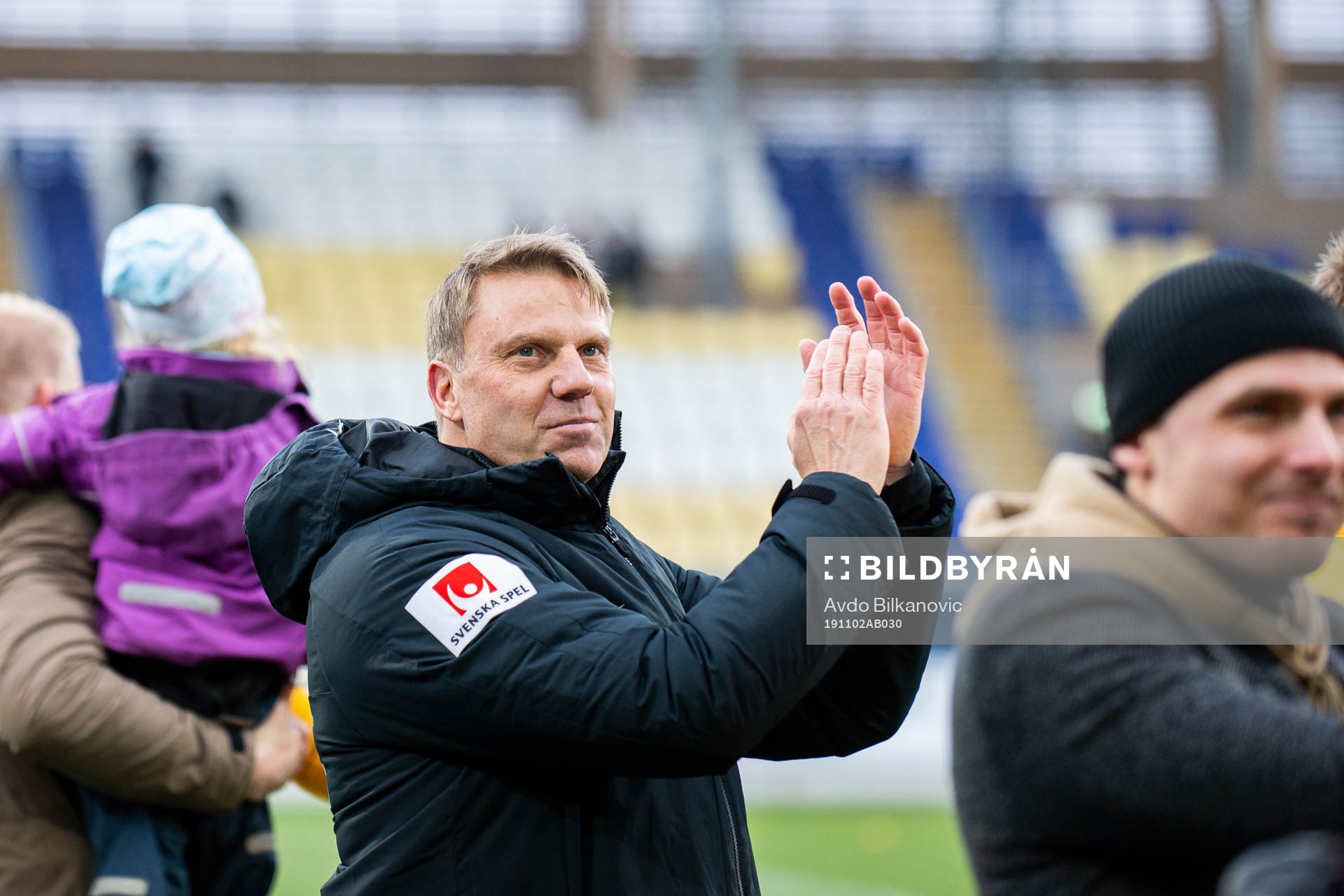 Falkenbergs tränare Hasse Eklund jublar