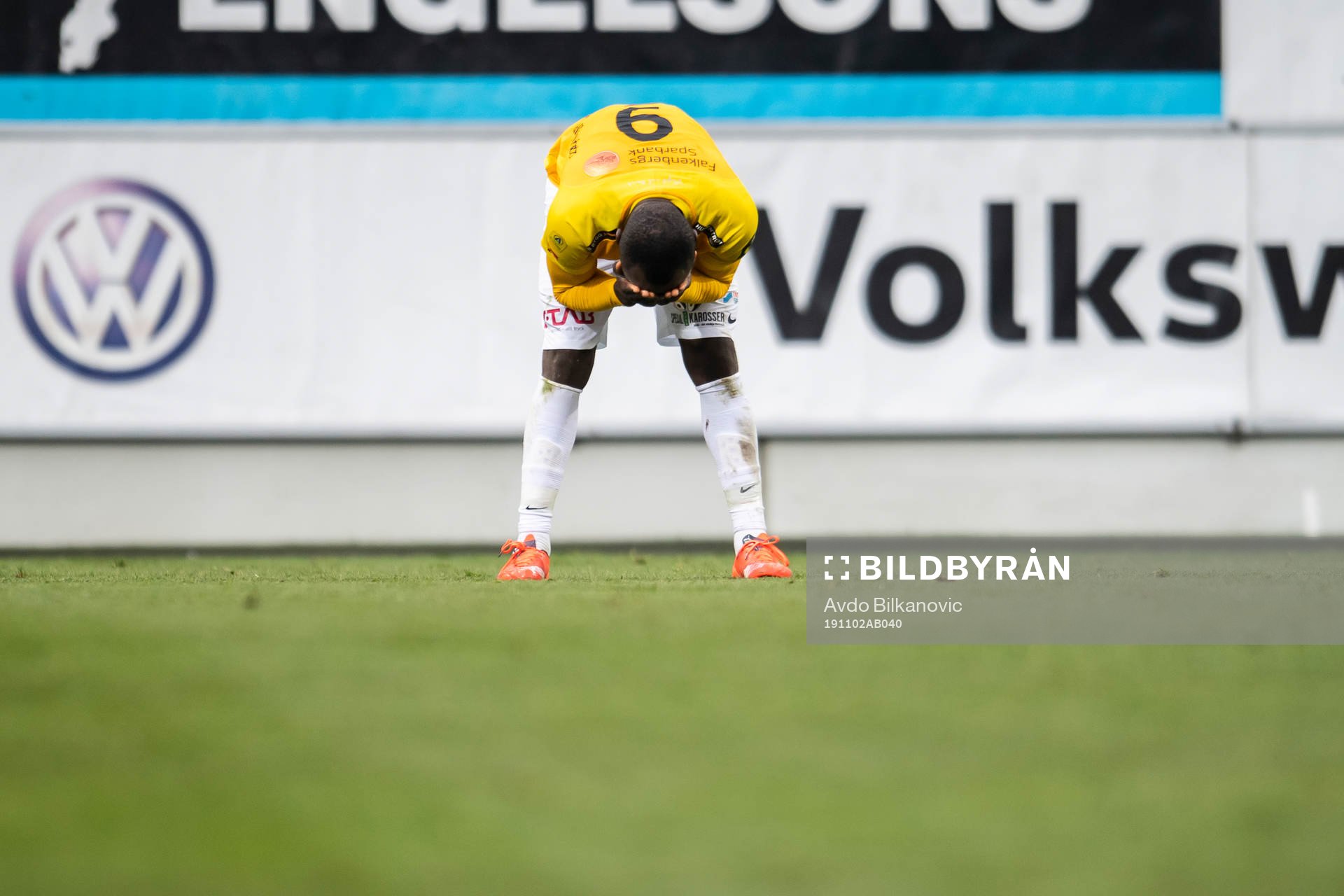 Falkenbergs Nsima Peter jublar