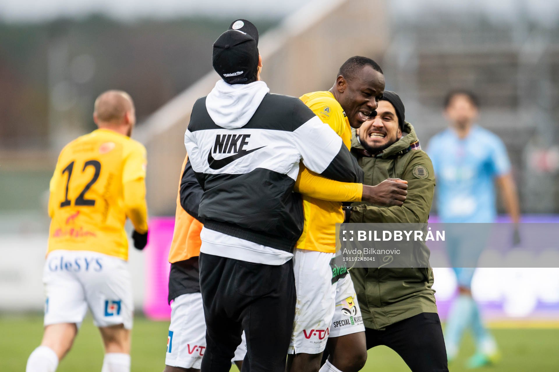 Falkenbergs Nsima Peter jublar
