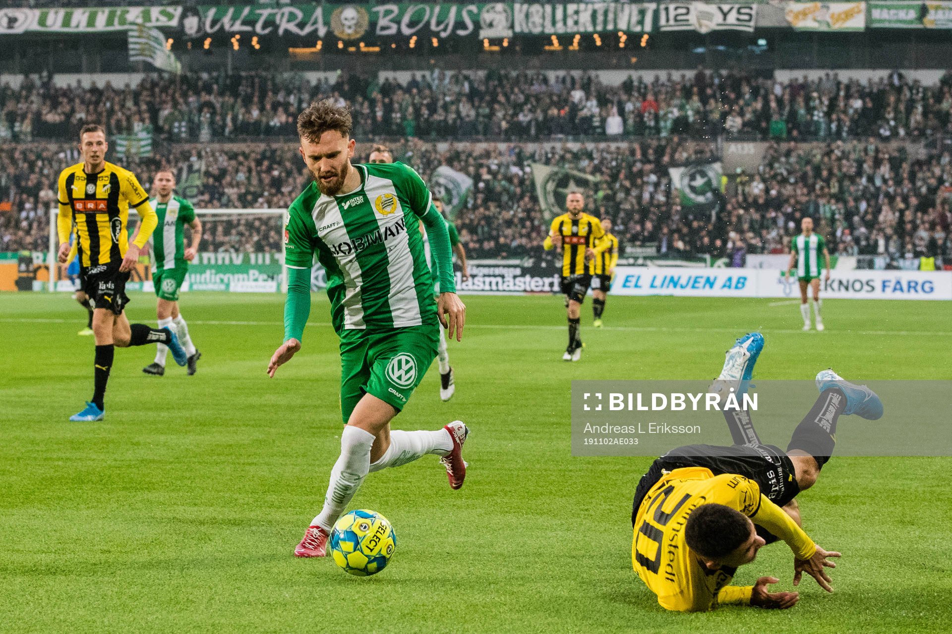 Hammarbys Simon Sandberg och Häckens Ali Youssef