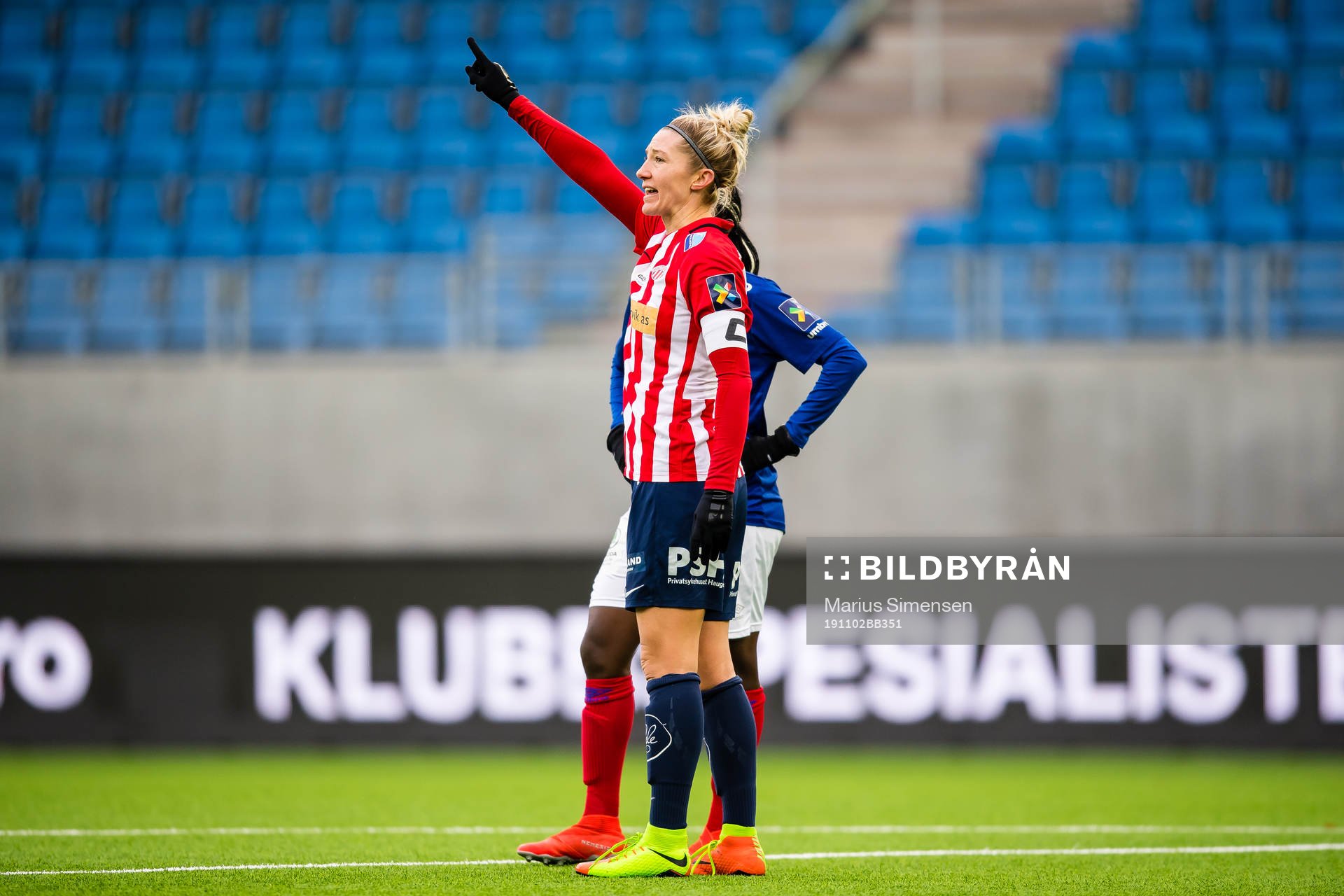 Robyn Elizabeth Decker of Avaldsnes