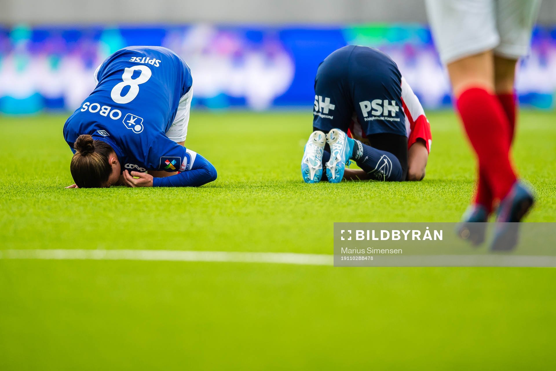 Sherida Spitse of Vålerenga in pain