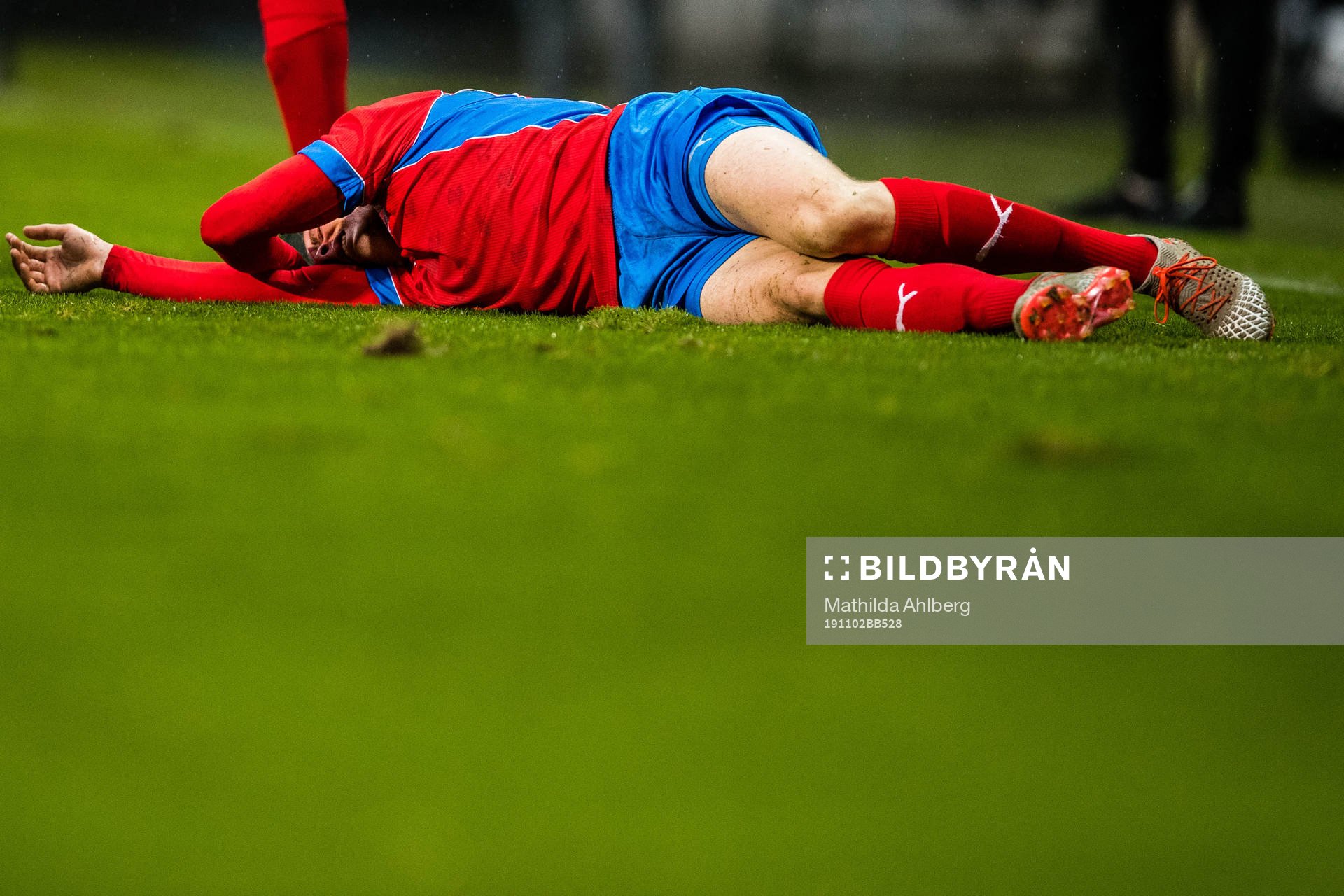 Helsingborgs Filip Sjöberg har ont