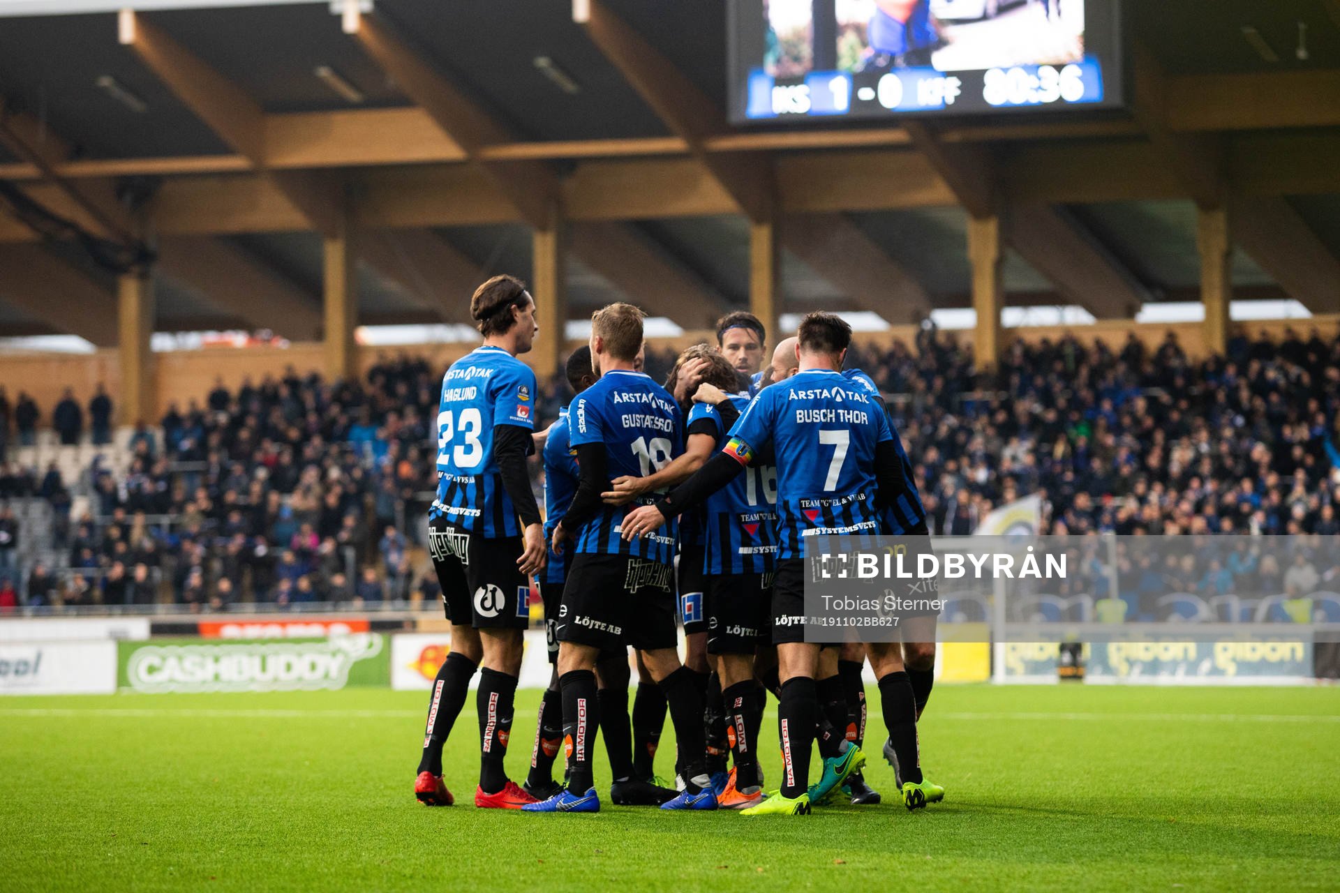 Sirius spelare jublar