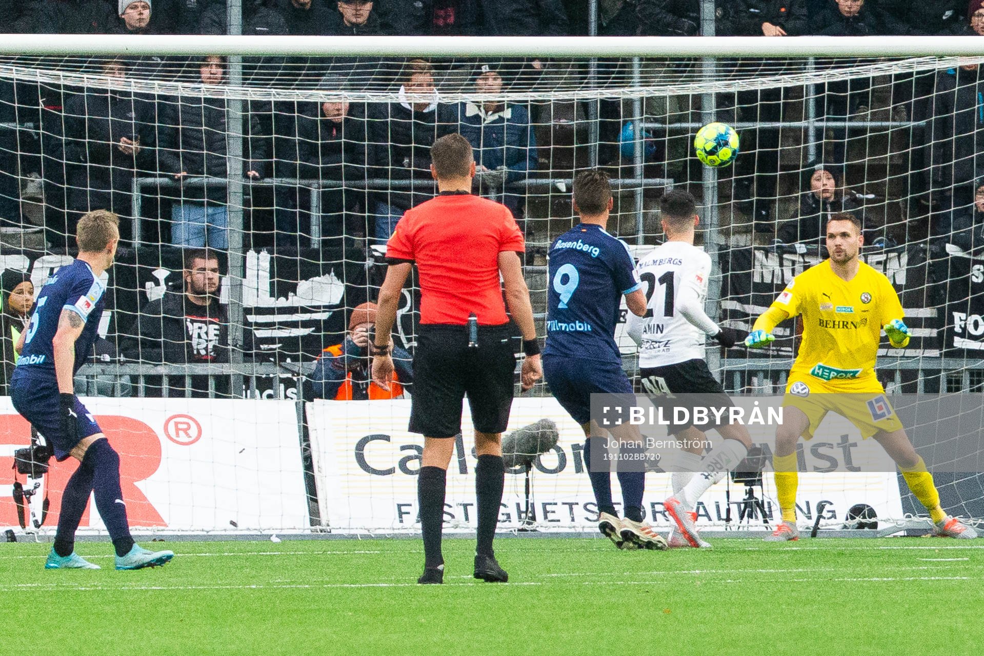 Malmö FFs Markus Rosenberg gör 0-4 bakom Örebros