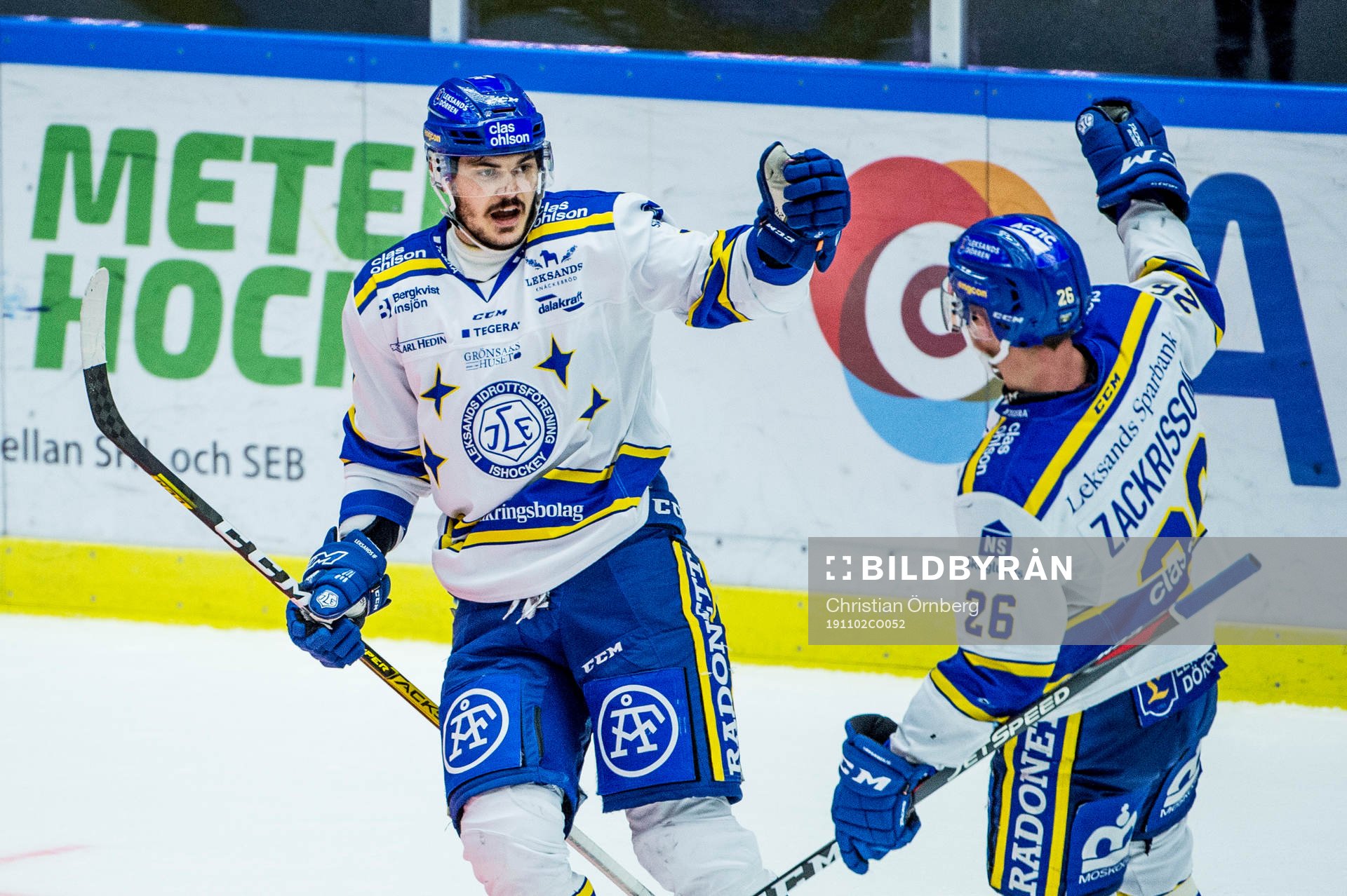 Leksands Thomas Valkvae Olsen och Patrik Zackrisson jublar