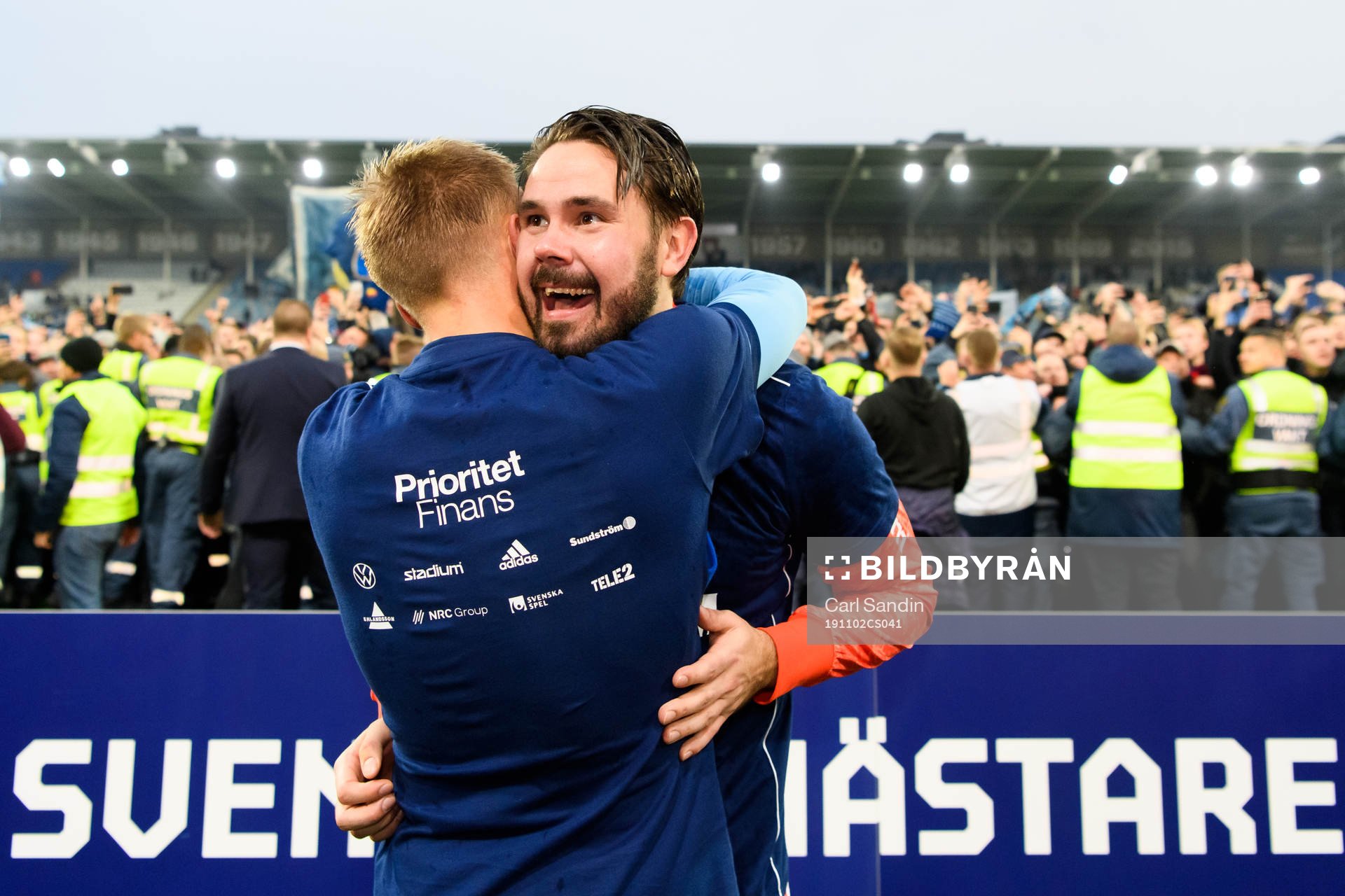 Djurgårdens målvakt Tommi Vaiho jublar