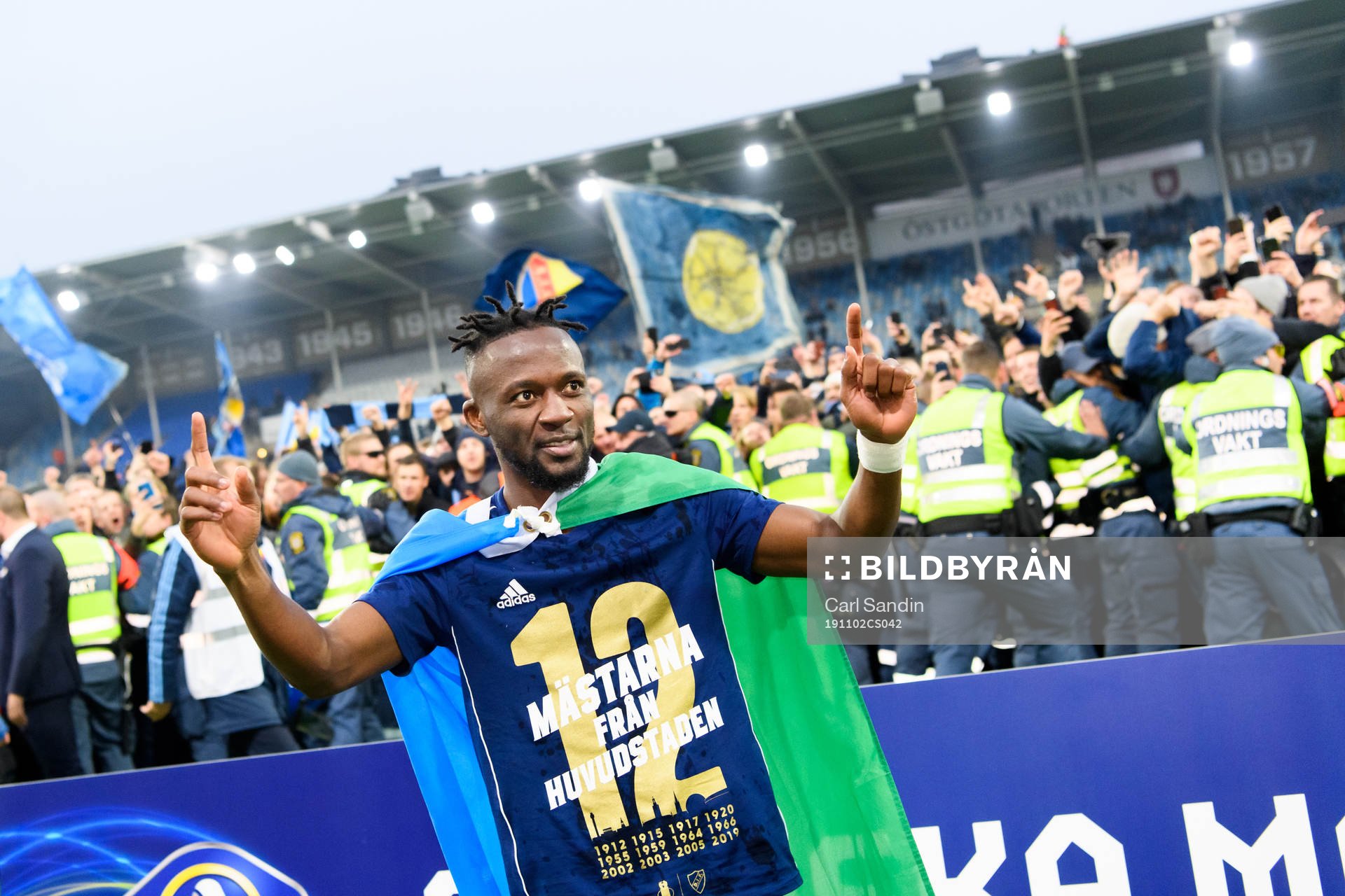 Djurgårdens Mohamed Buya Turay jublar