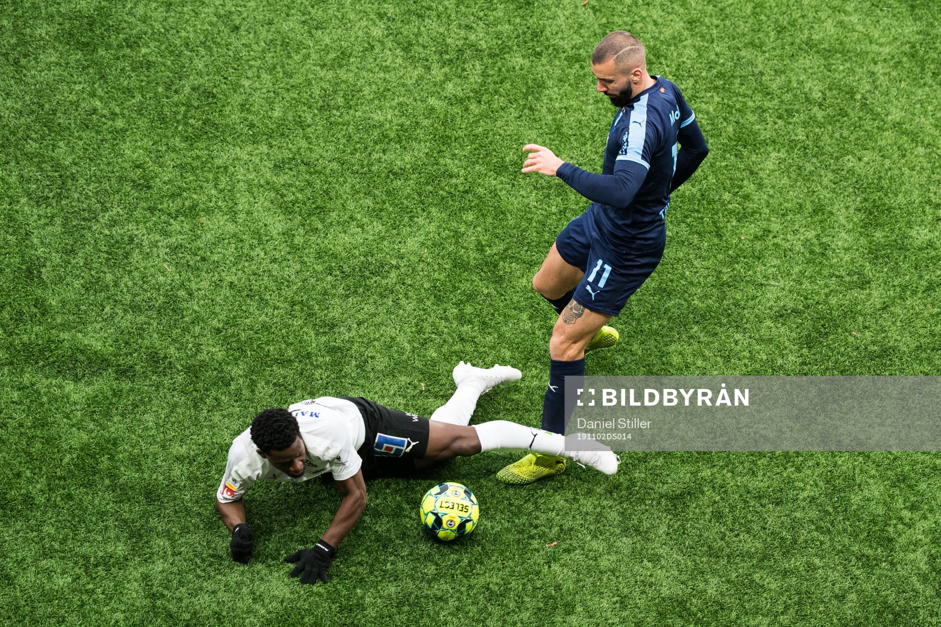 Örebros Kevin Wright och Malmö FFs Guillermo Molins