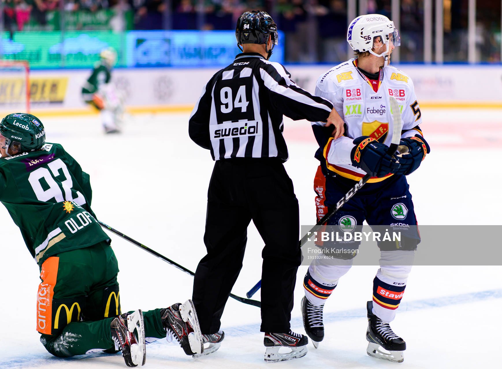 Färjestads Jesper Olofsson och Djurgårdens Robin Norell i