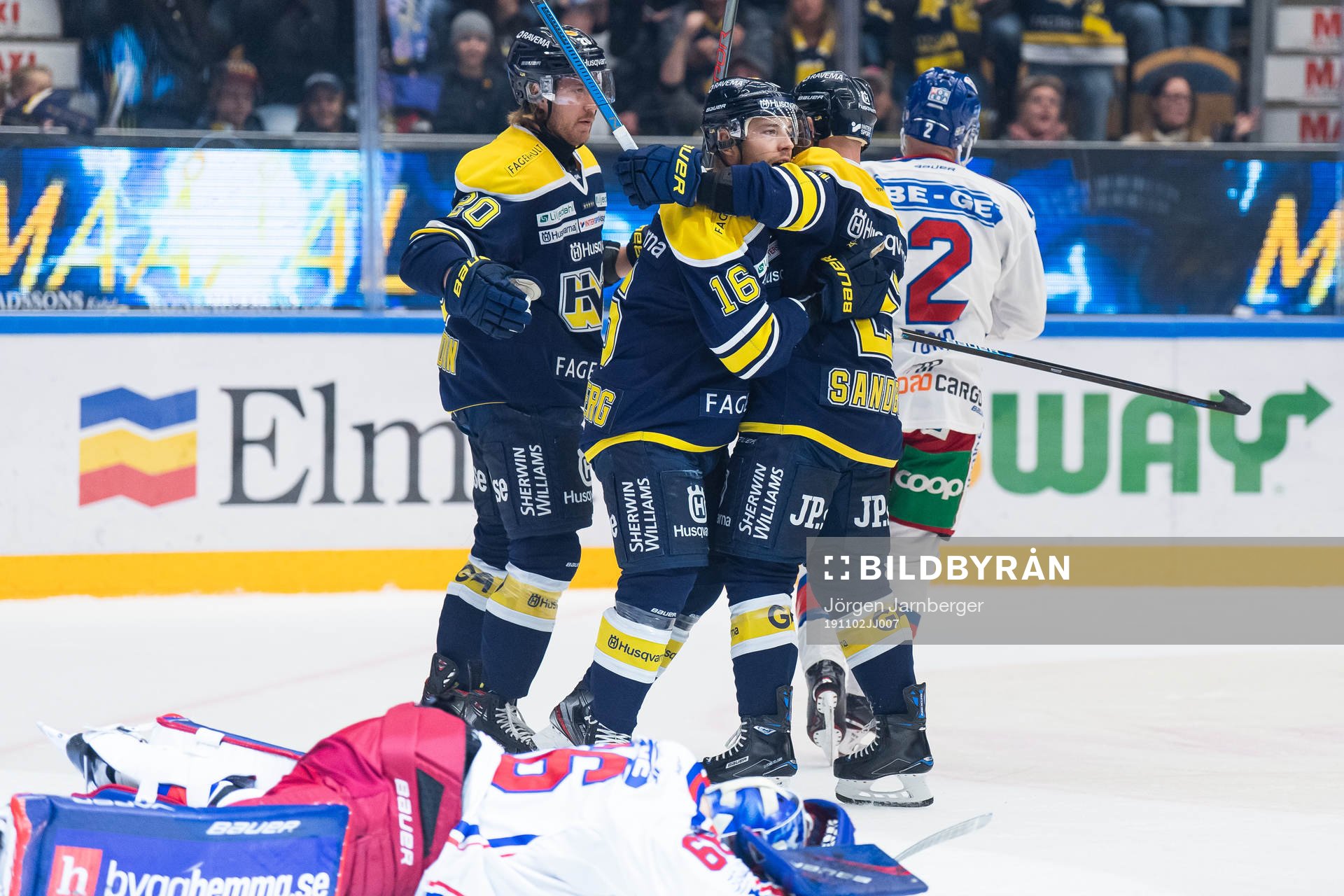 s Filip Sandberg jublar