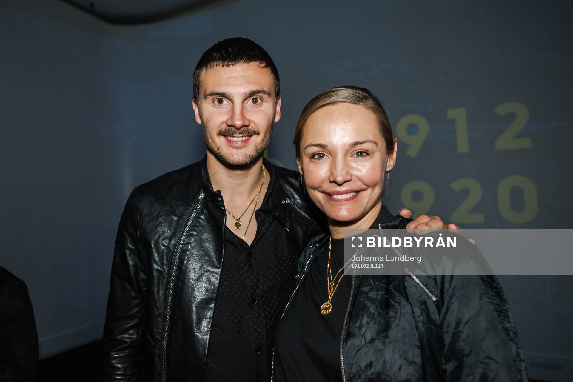 Erik Berg och Carina Berg under Djurgårdens guldfirande den 2 november 2019 i Stockholm.
