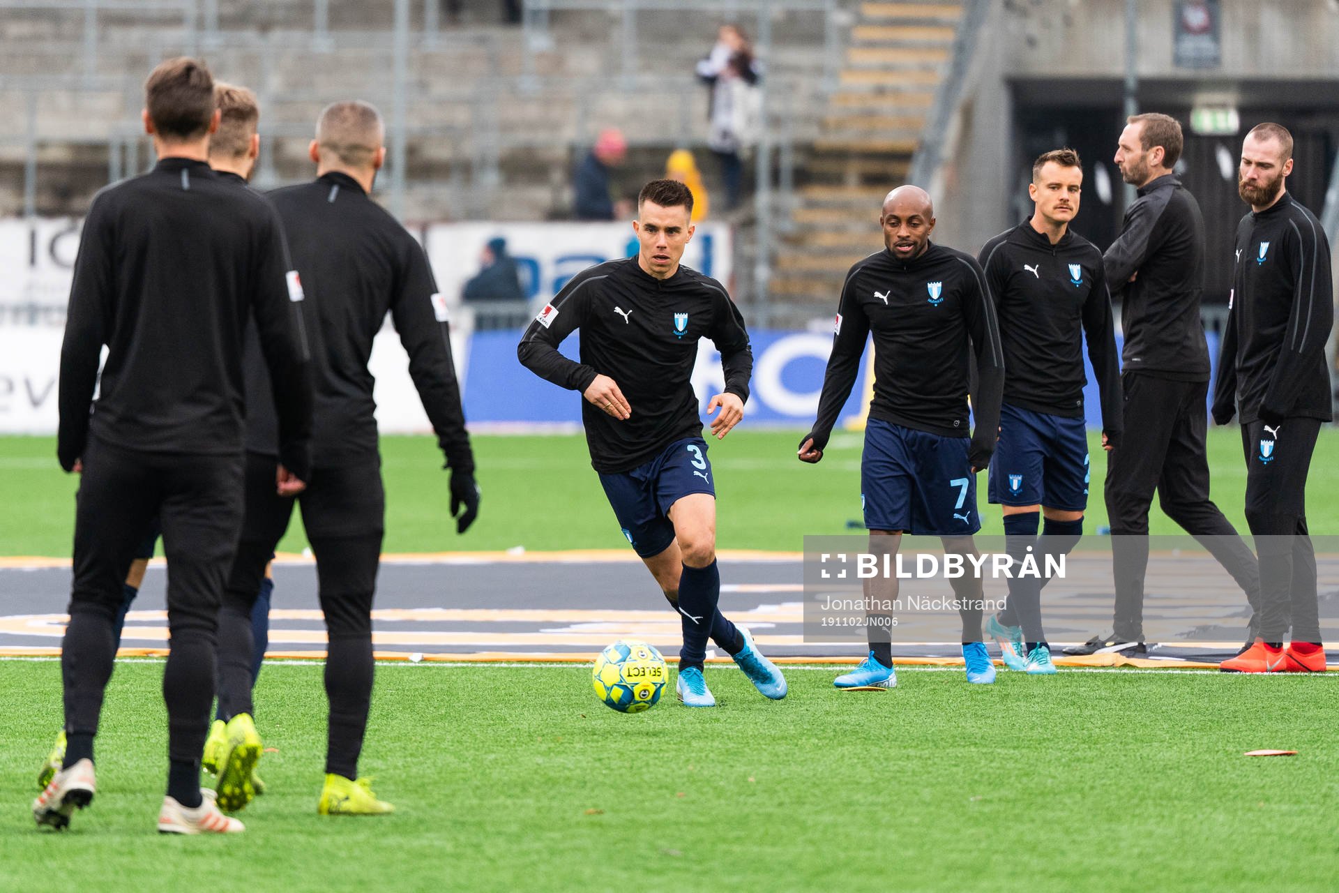 Malmö FFs Jonas Knudsen och Fouad Bachirou