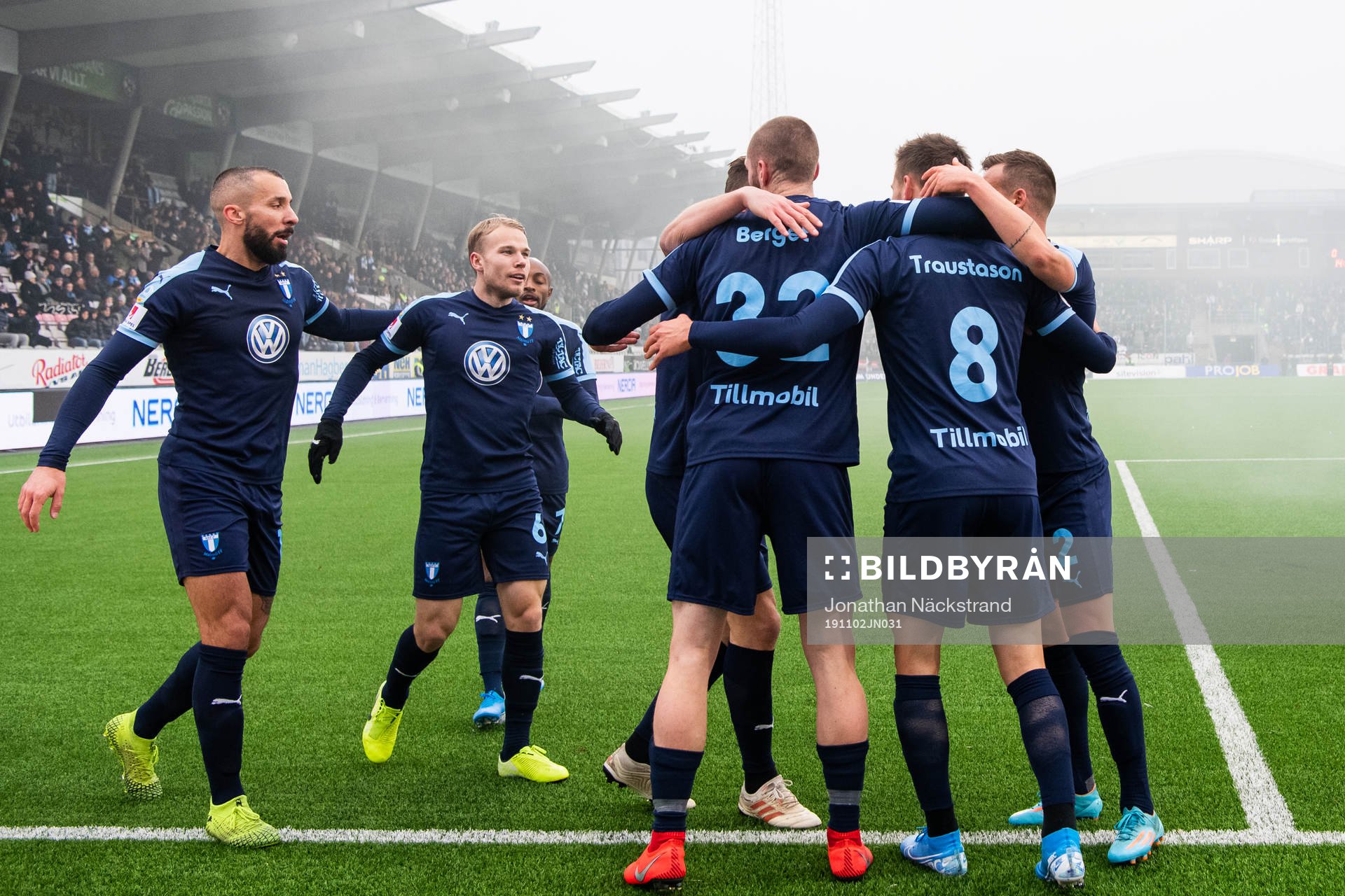 Malmö FFs Arnór Traustason jublar