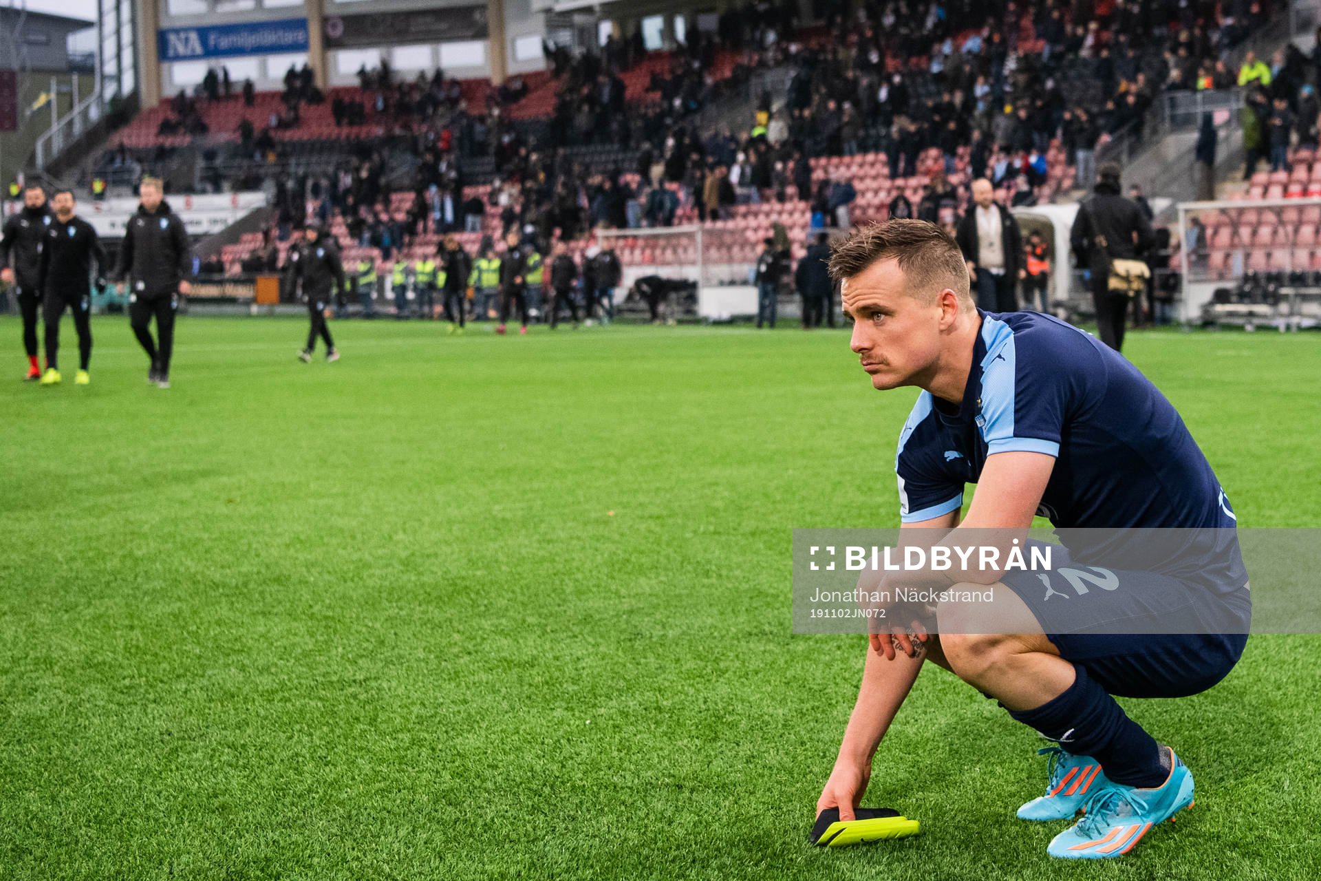 Malmö FFs Eric Larsson deppar