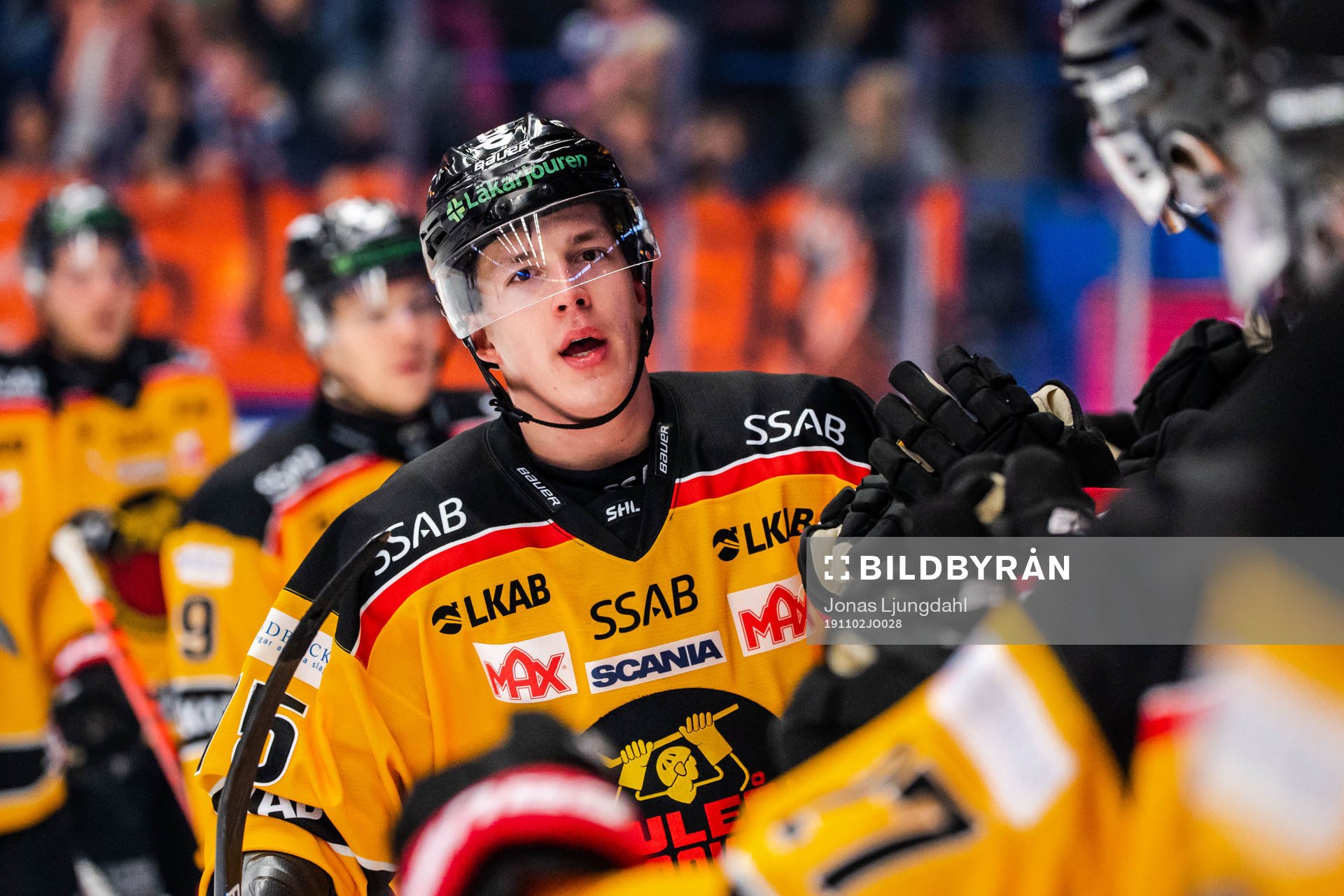 Luleås Arttu Ilomäki jublar