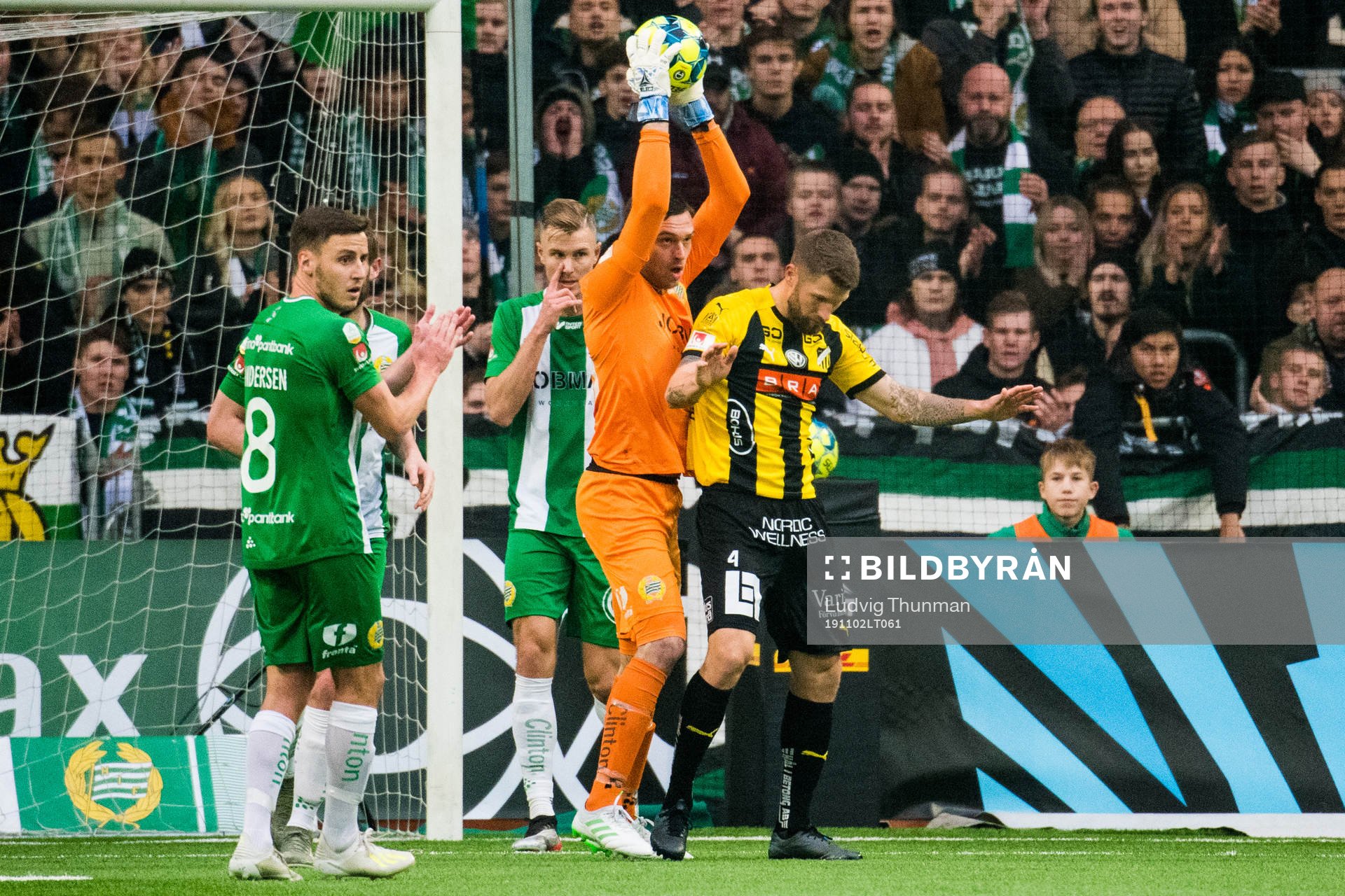 Hammarbys målvakt Oliver Dovin