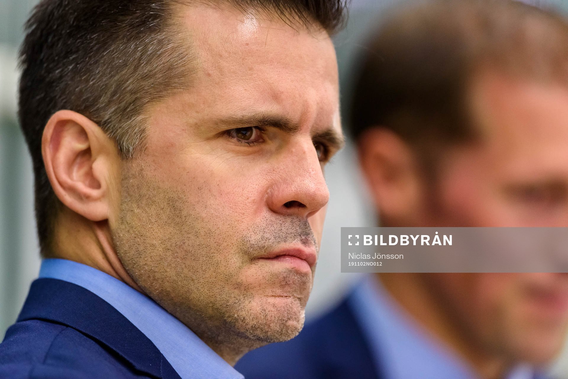 Rögles assisterande tränare Cory Murphy innan