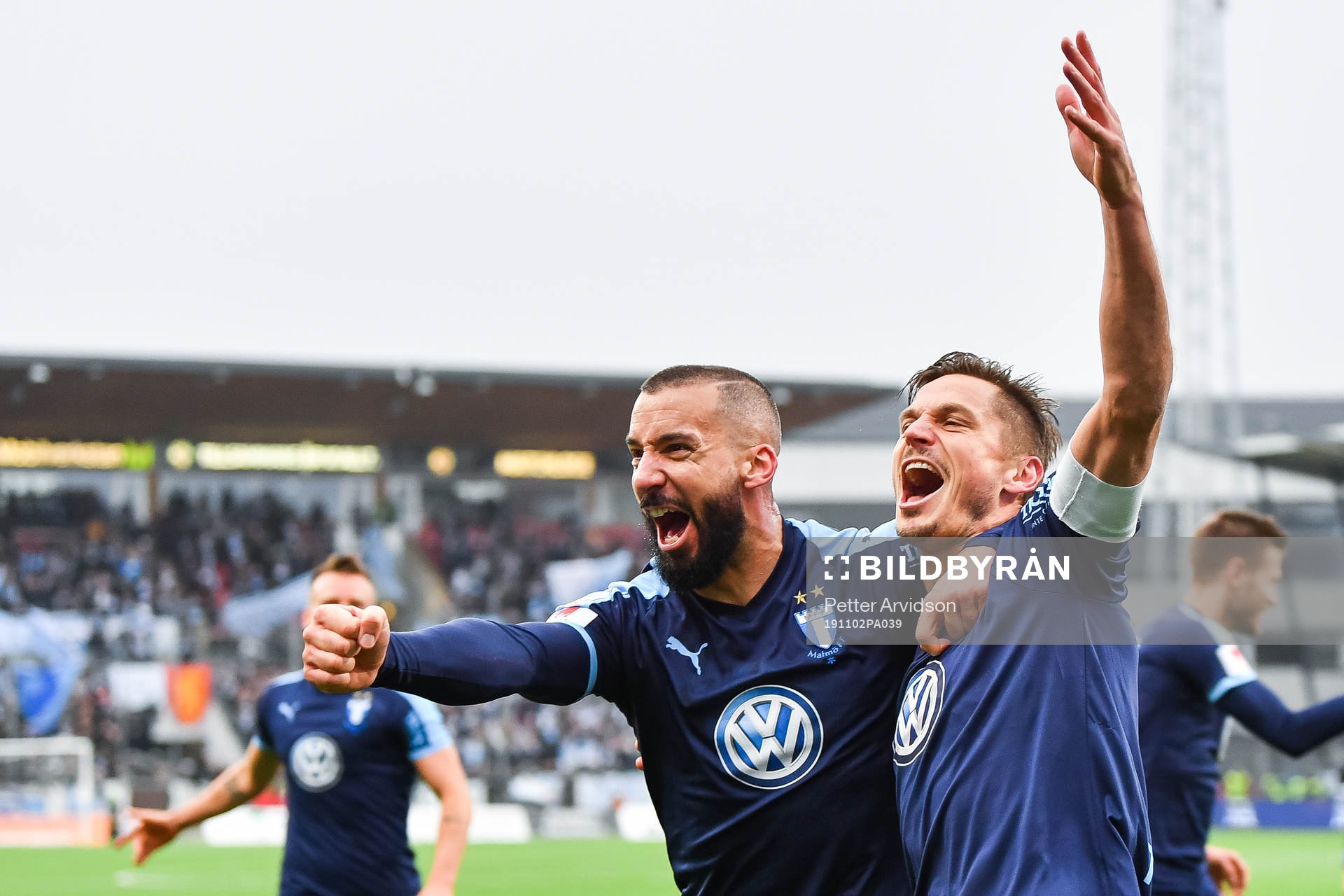 Malmö FFs Guillermo Molins och Markus Rosenberg jublar