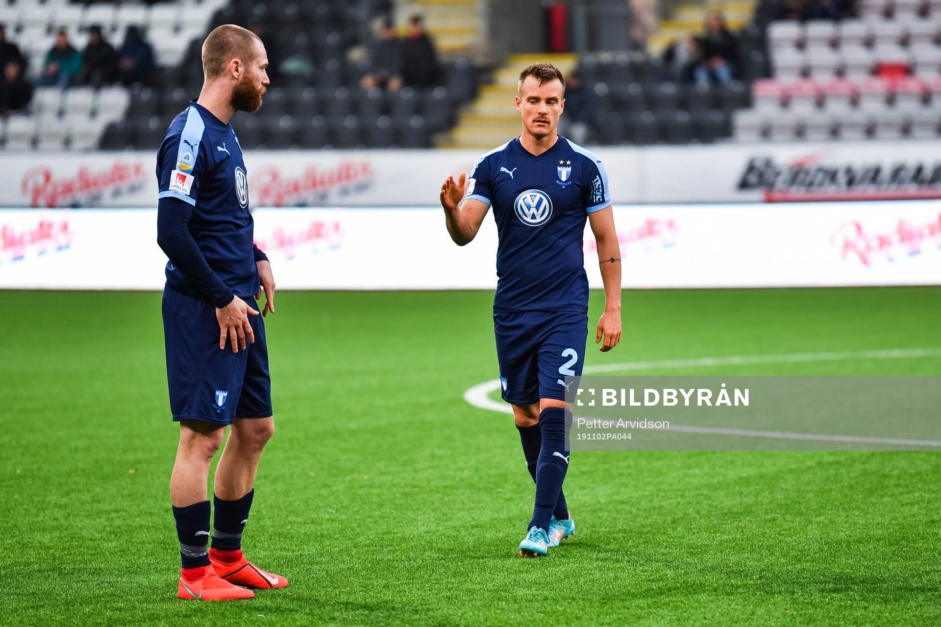 Malmö FFs Jo Inge Berget och Eric Larsson deppar