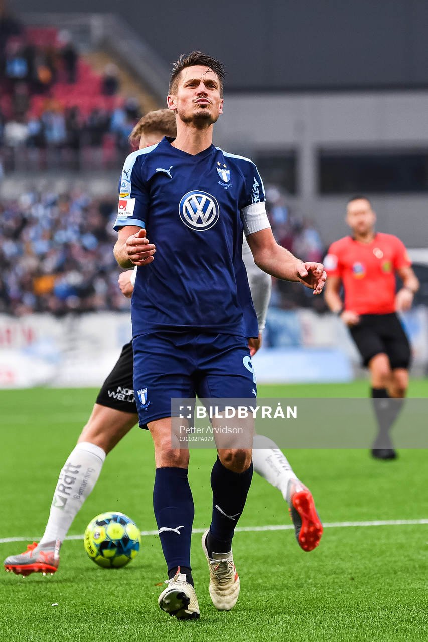 Malmö FFs Markus Rosenberg deppar
