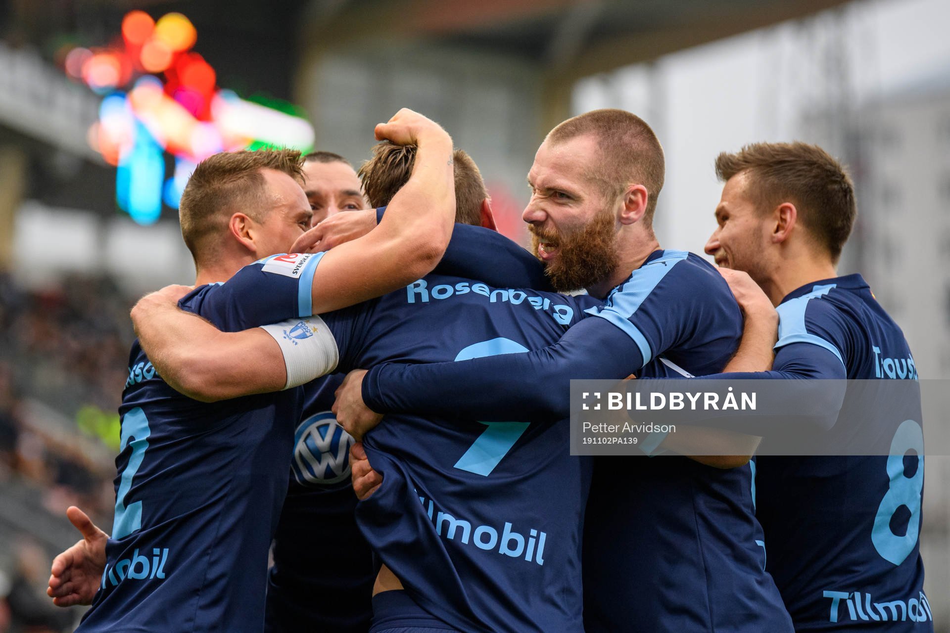 Malmö FFs Markus Rosenberg jublar ihop med Eric Larsson