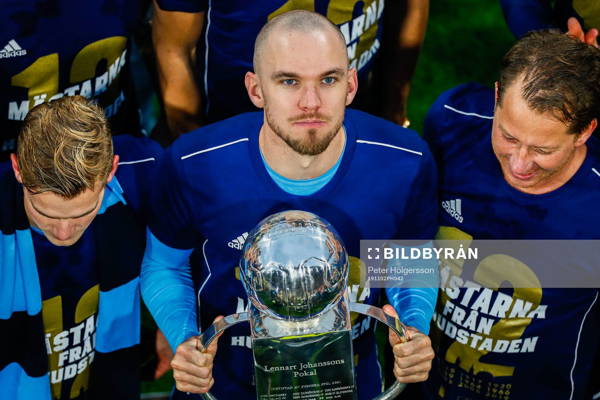 Djurgårdens Marcus Danielson jublar med Lennart Johanssons